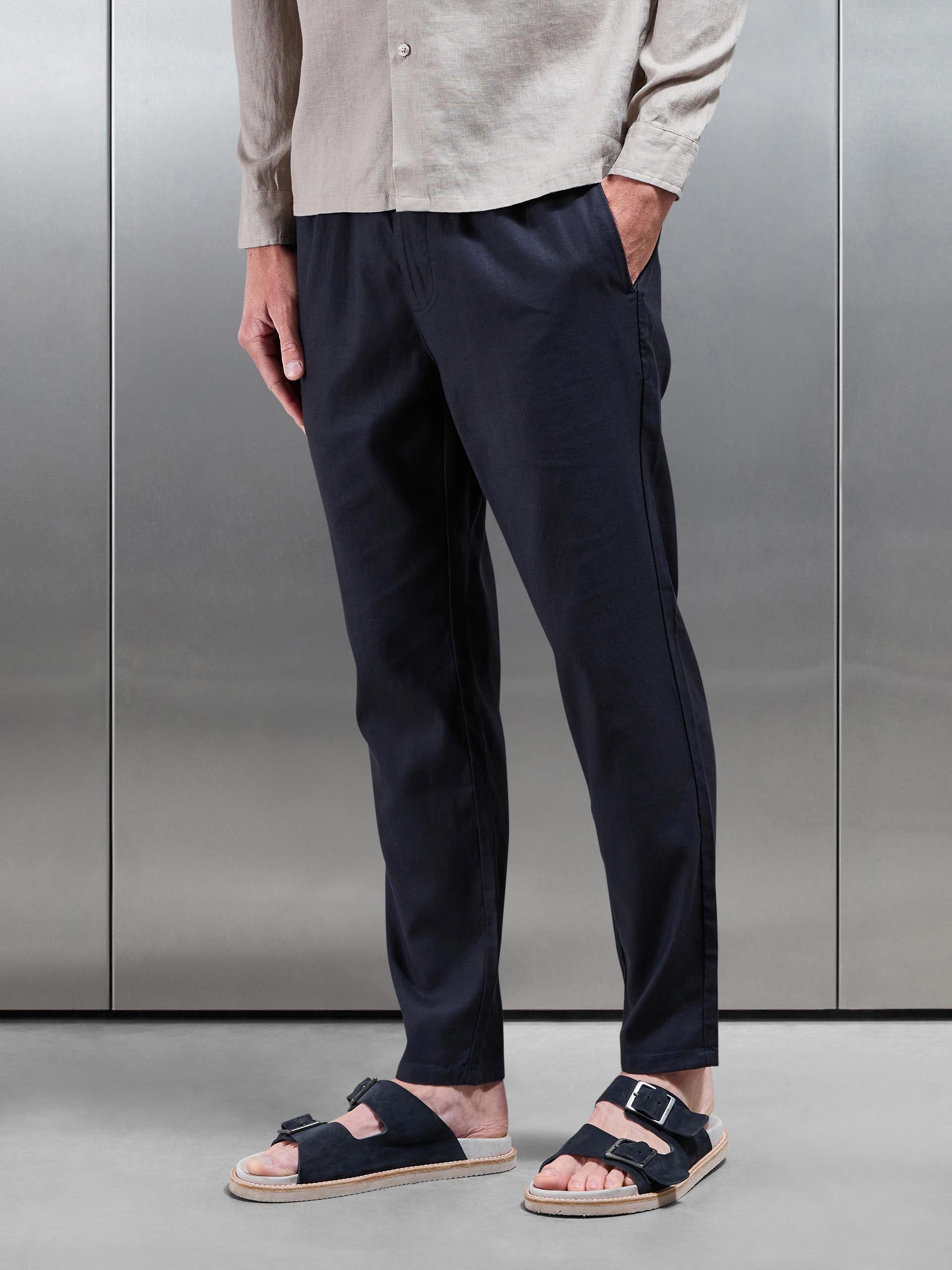 Mens Linen Drawstring Trouser in Navy