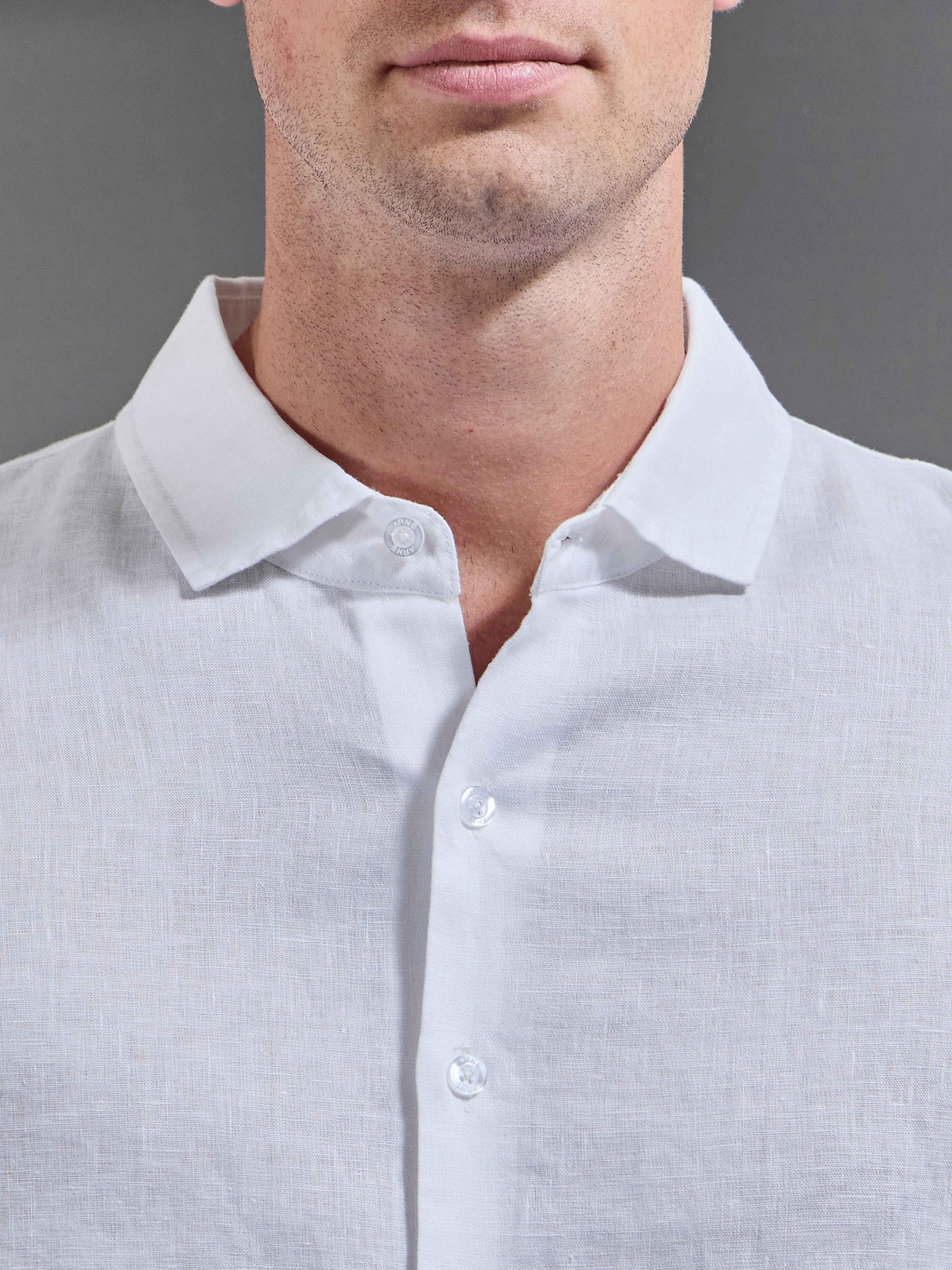Mens Linen Long Sleeve Cutaway Collar Shirt in White