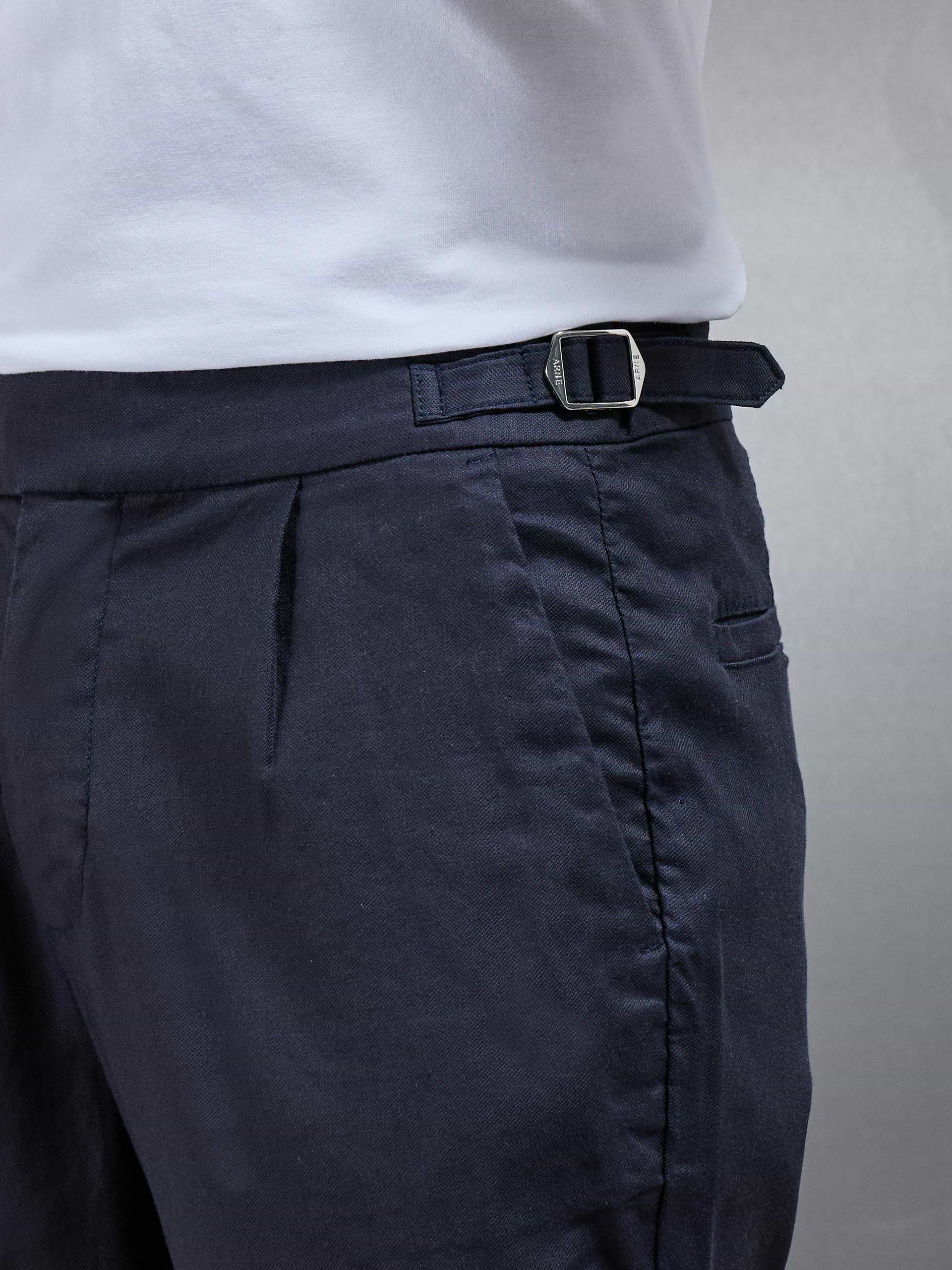 Linen Tailored Trouser in Navy