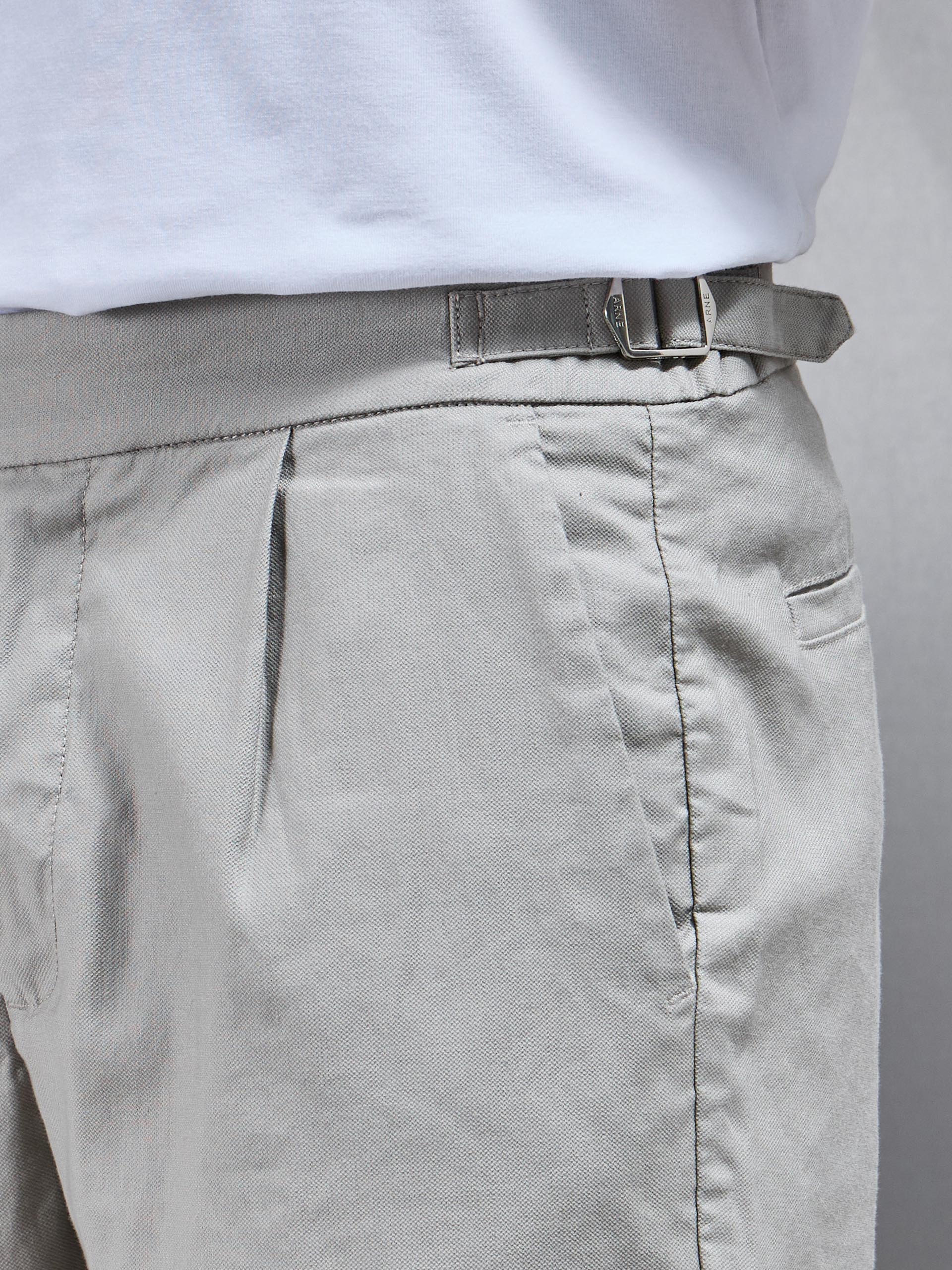 Mens Linen Tailored Trouser in Stone