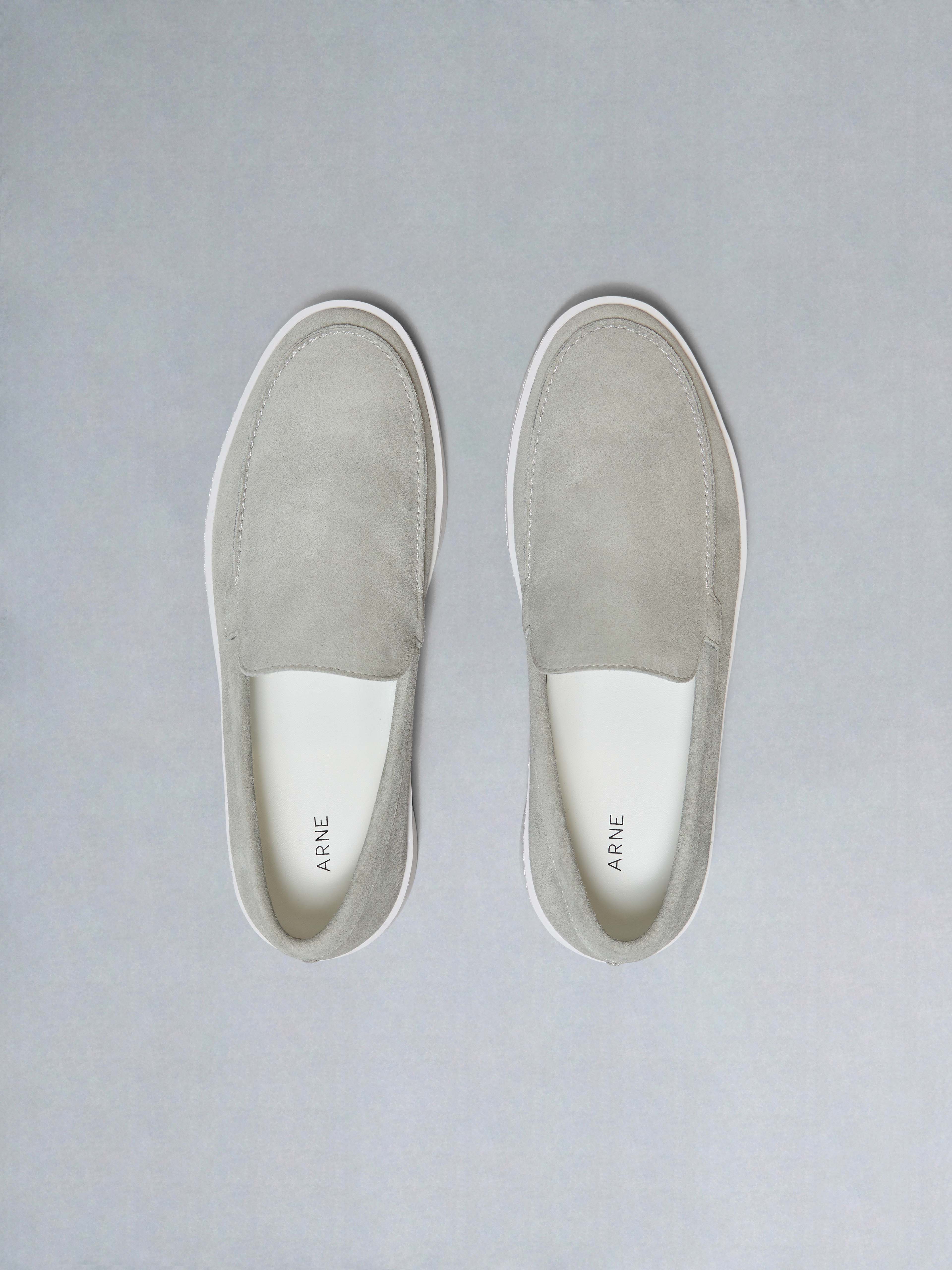 Mens Loafer in Grey