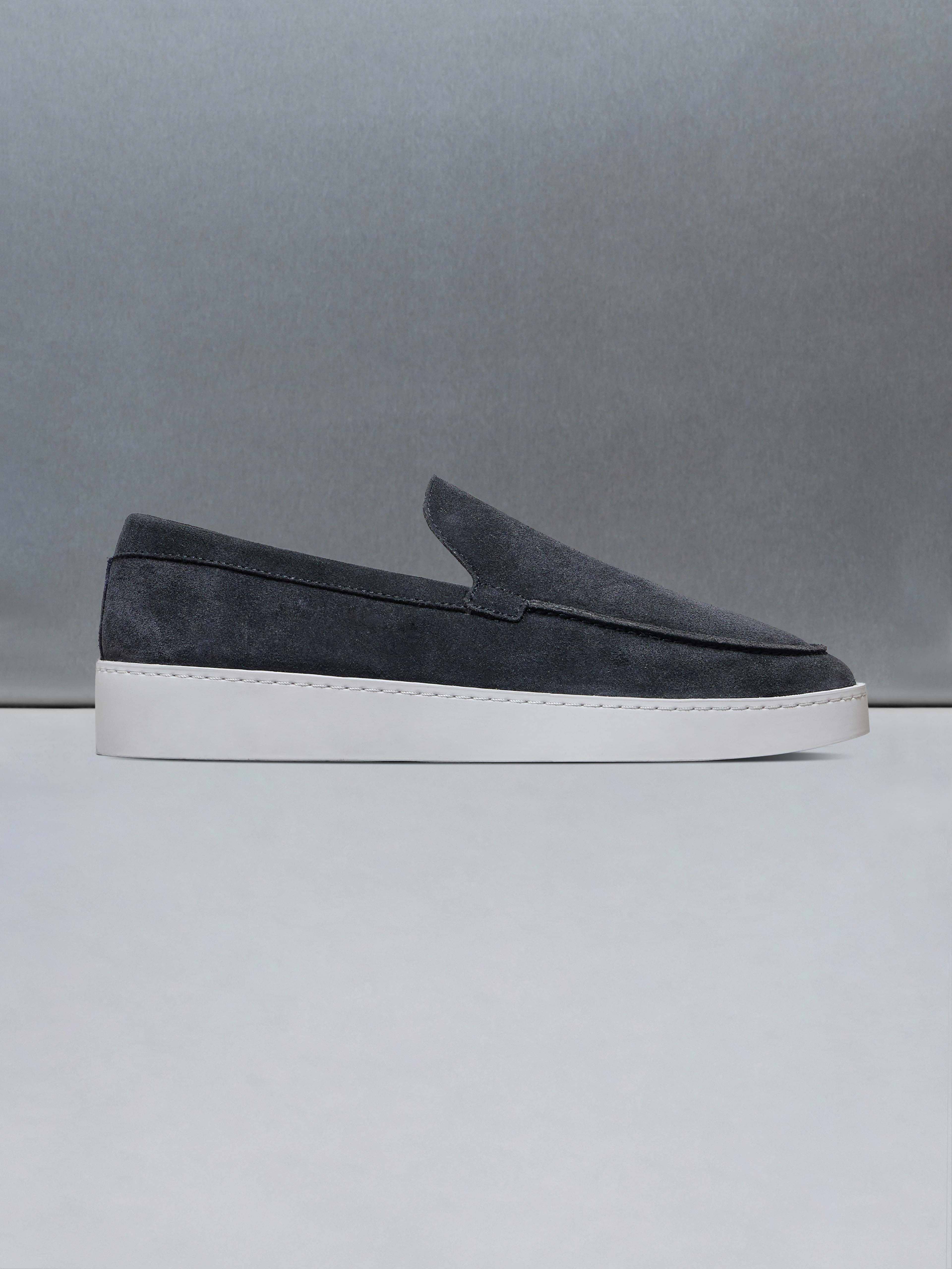 Loafer in Navy