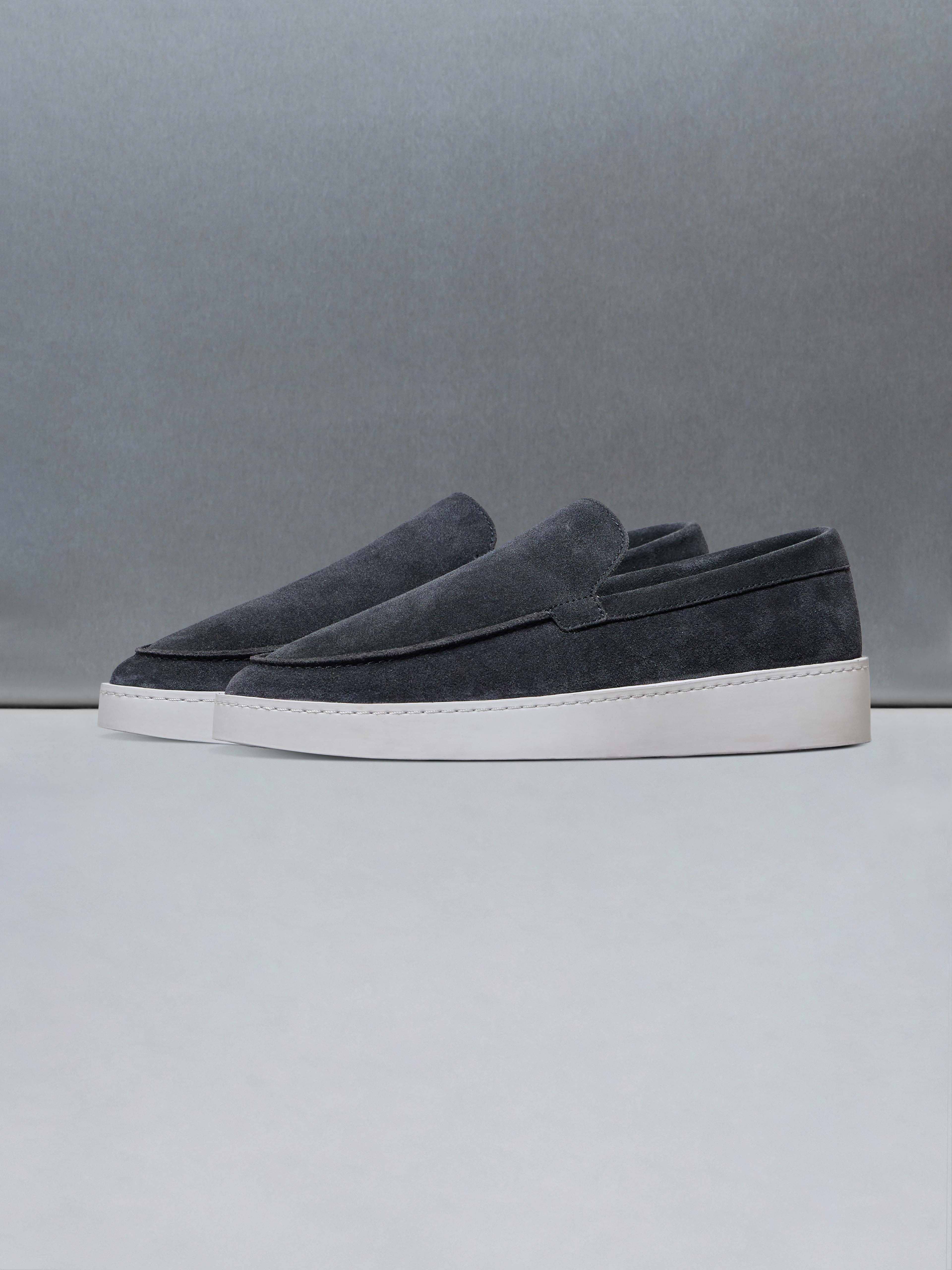 Loafer in Navy