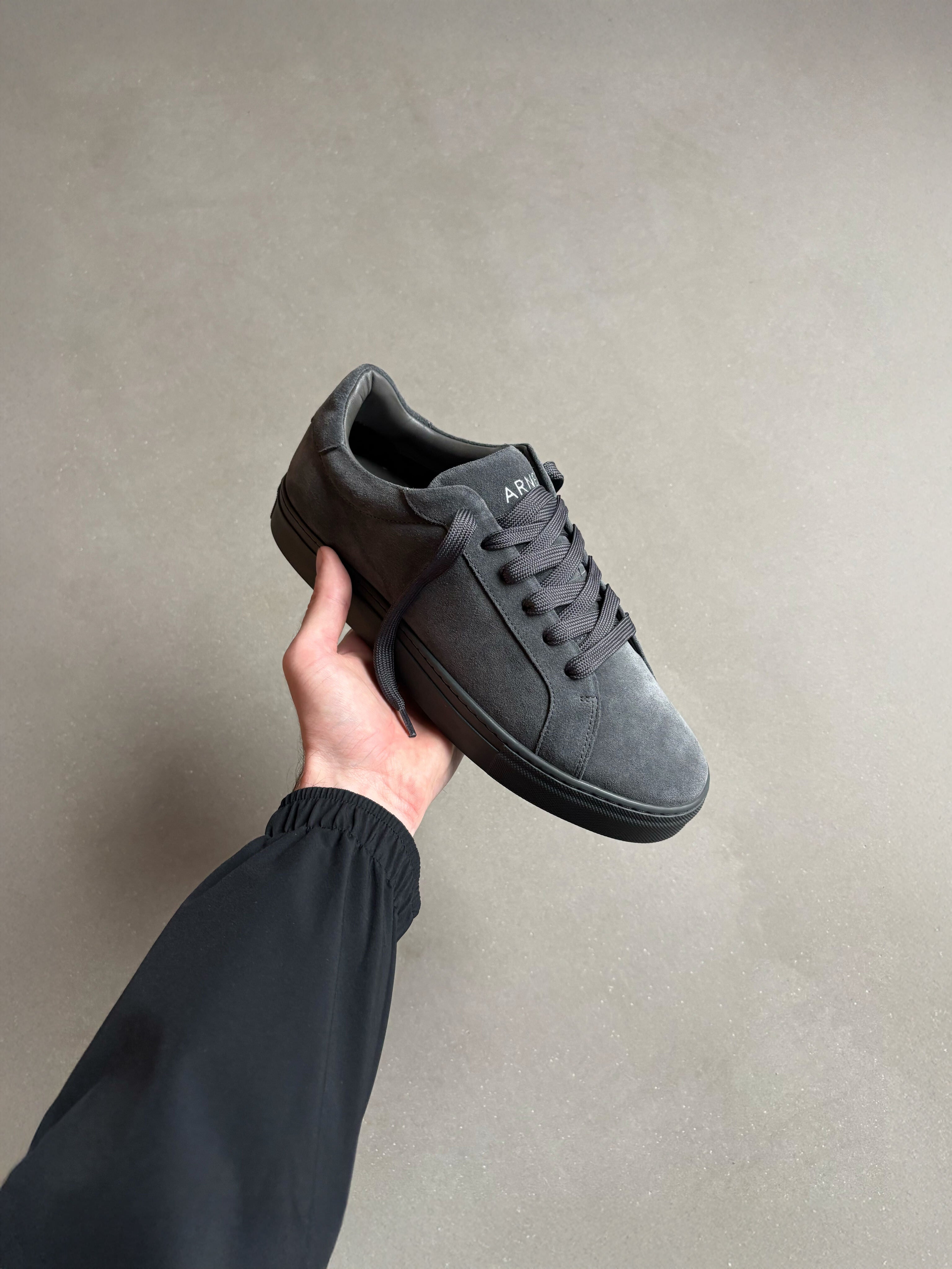 Mens Low Essential Suede Trainer in Triple Charcoal