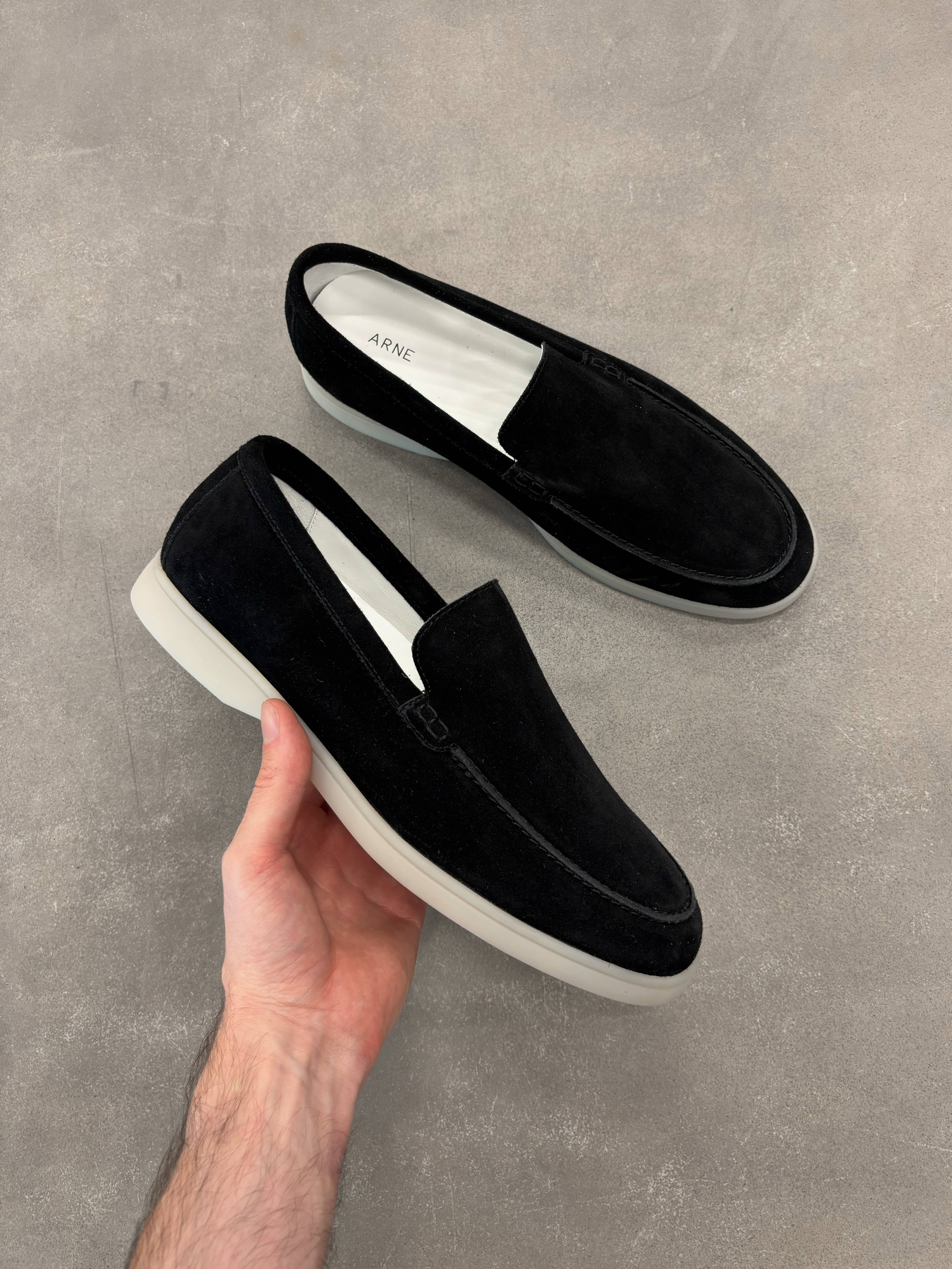 Mens Low Loafer in Black