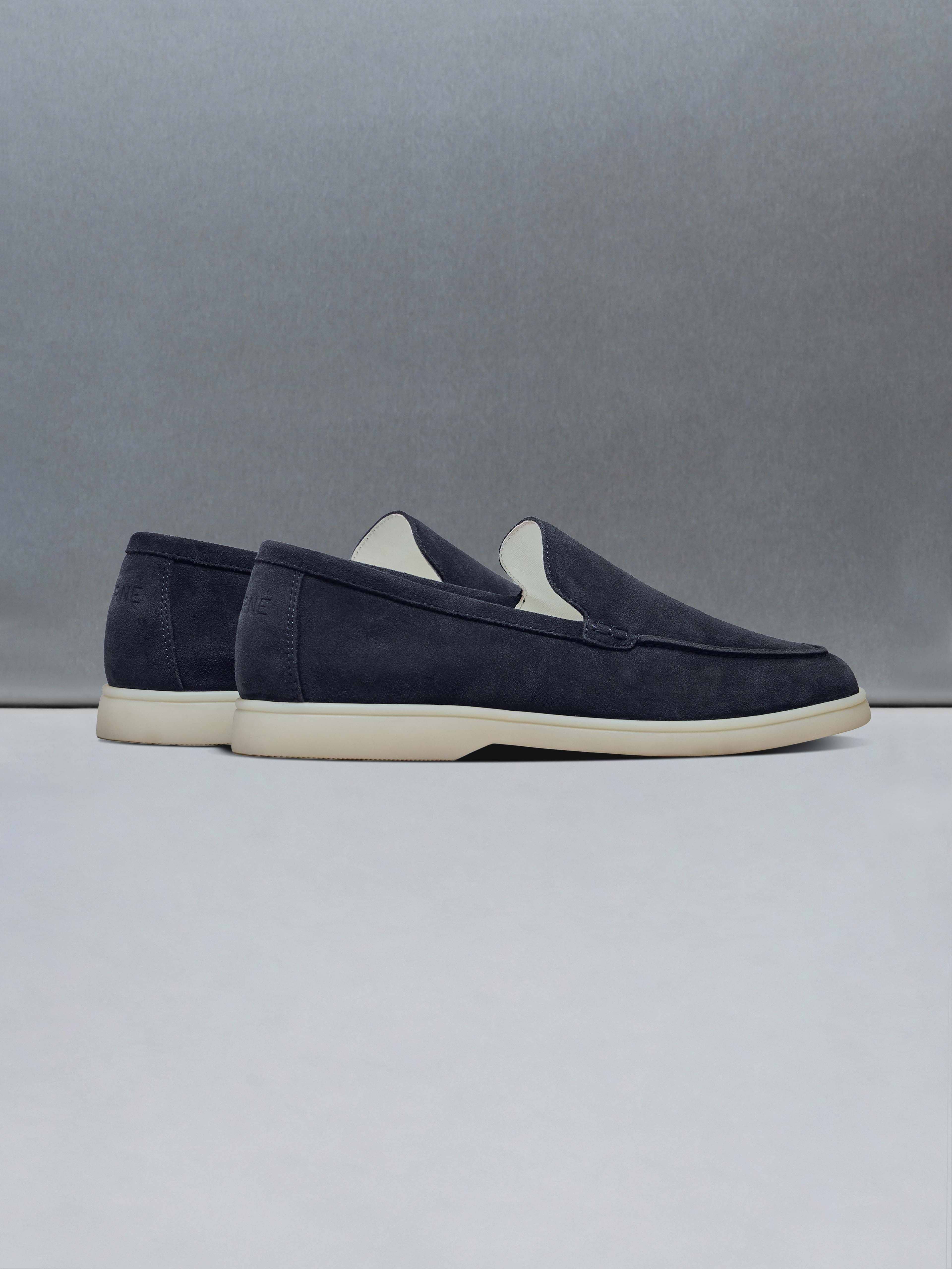 Low Loafer in Navy