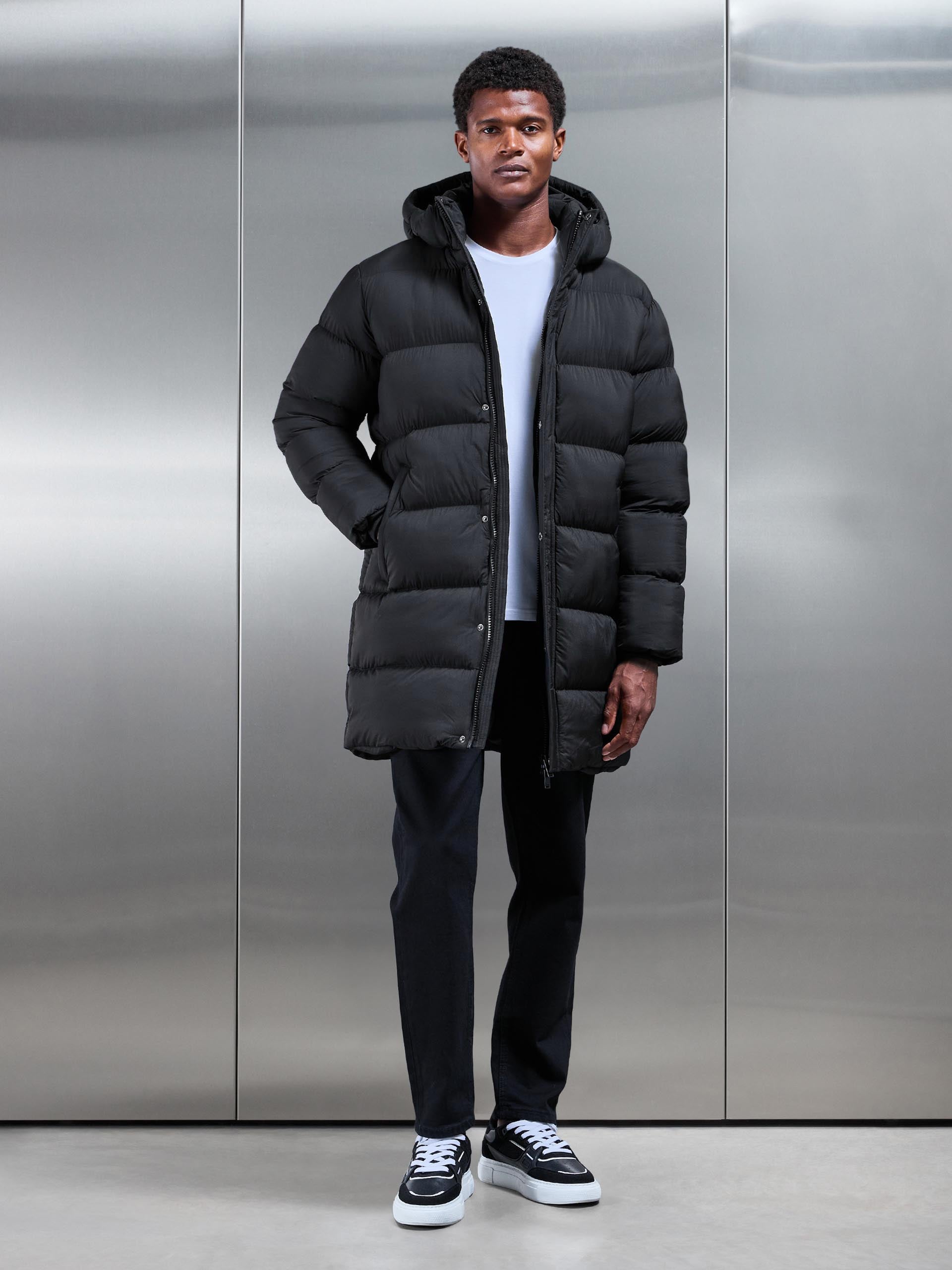 Mens Matte Mid Length Puffer Jacket in Black