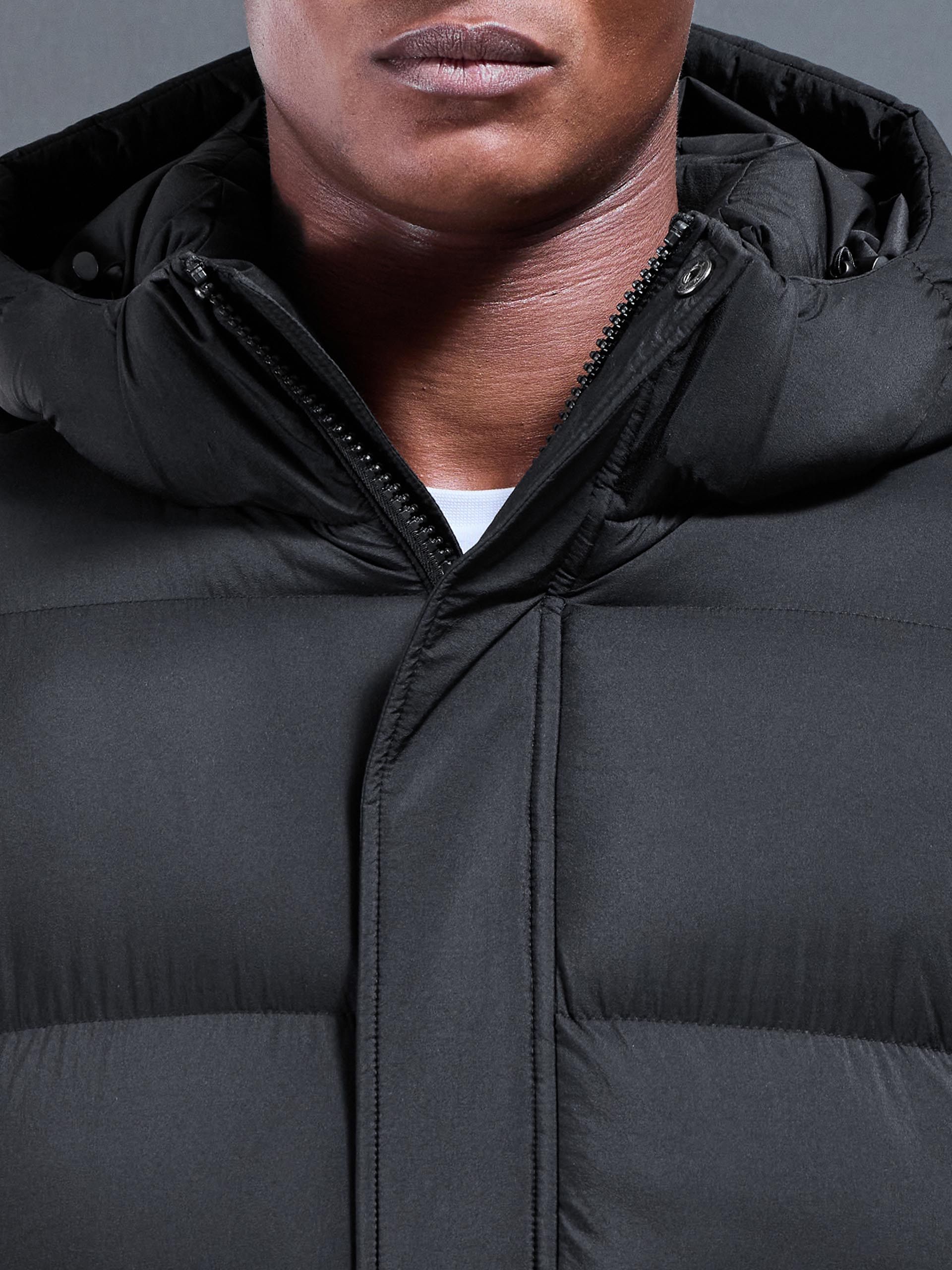 Mens Matte Mid Length Puffer Jacket in Black