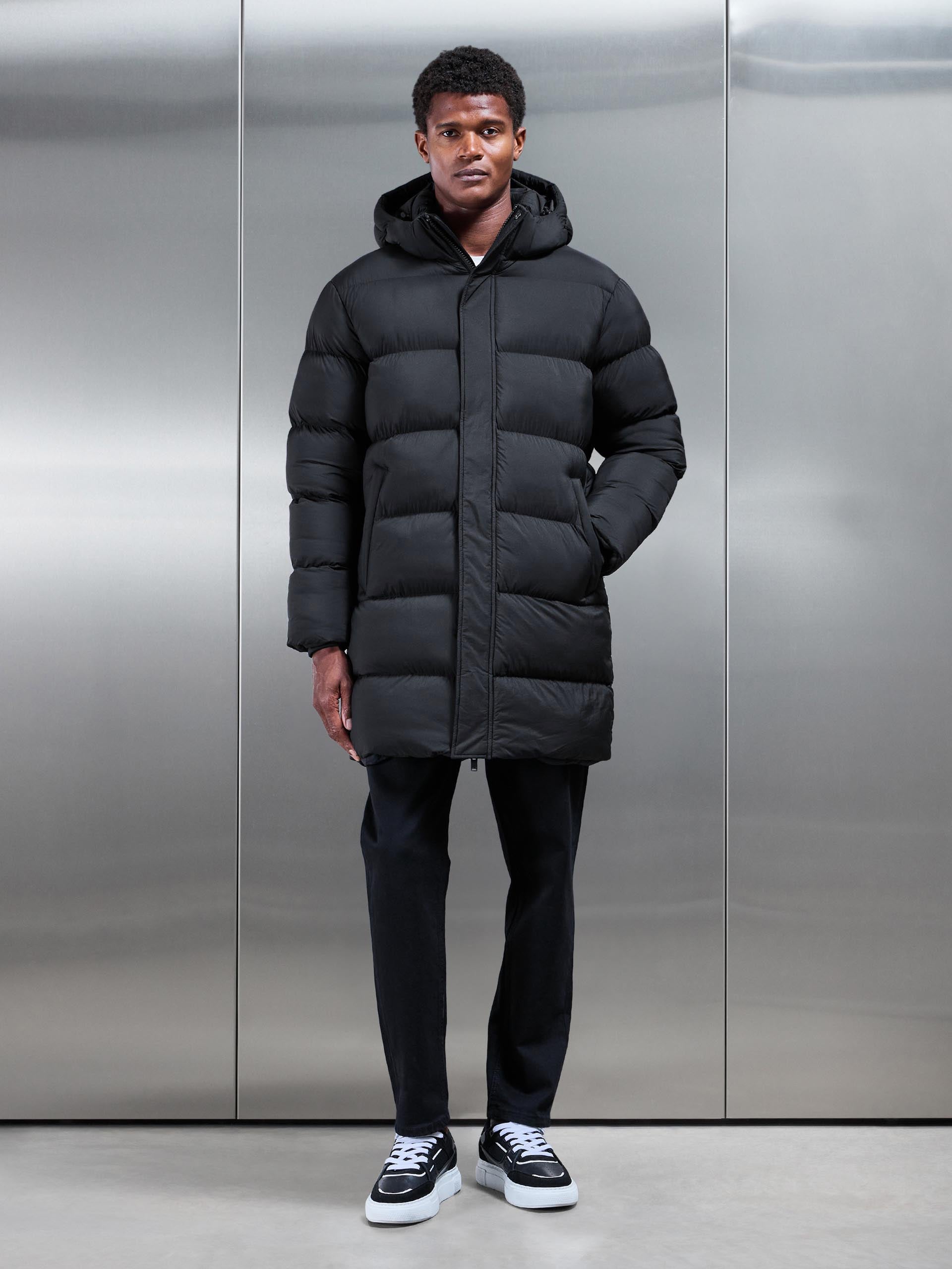 Mens Matte Mid Length Puffer Jacket in Black