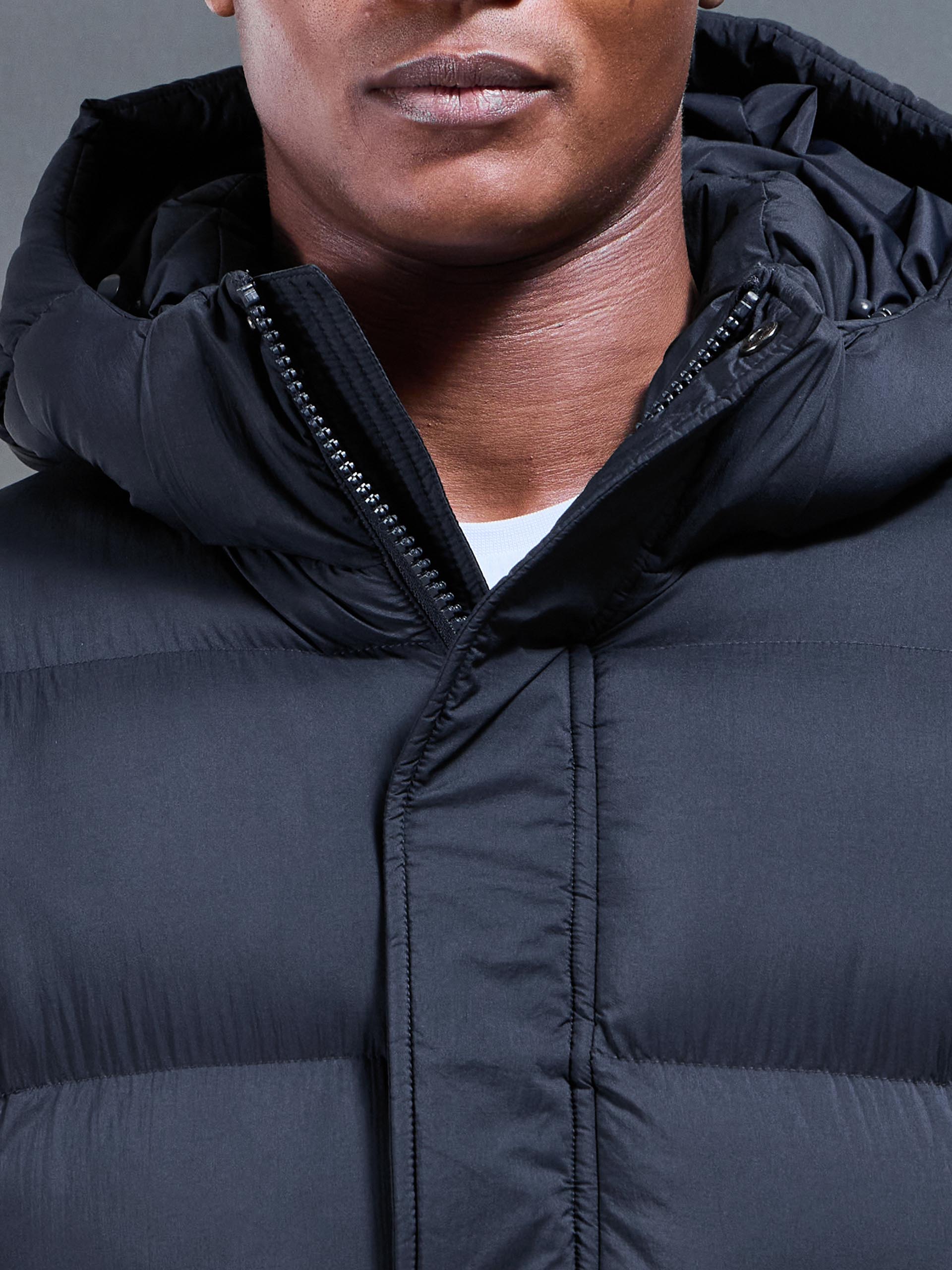 Mens Matte Mid Length Puffer Jacket in Navy
