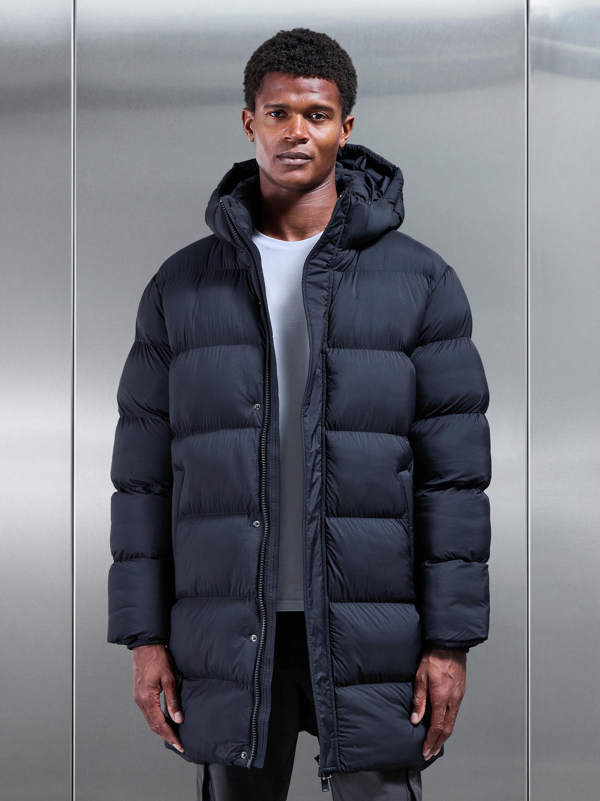 Mens Matte Mid Length Puffer Jacket in Navy