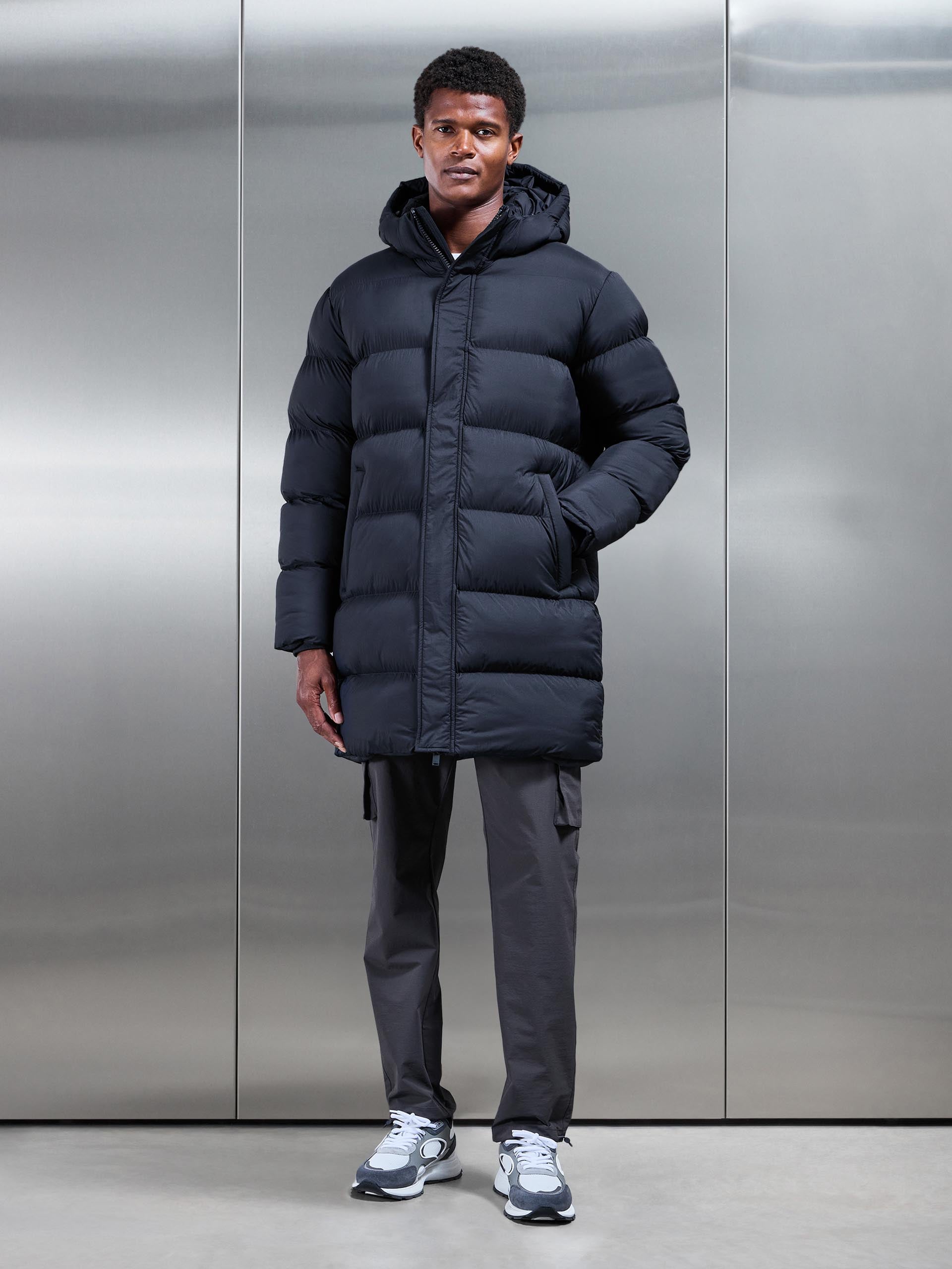 Mens Matte Mid Length Puffer Jacket in Navy