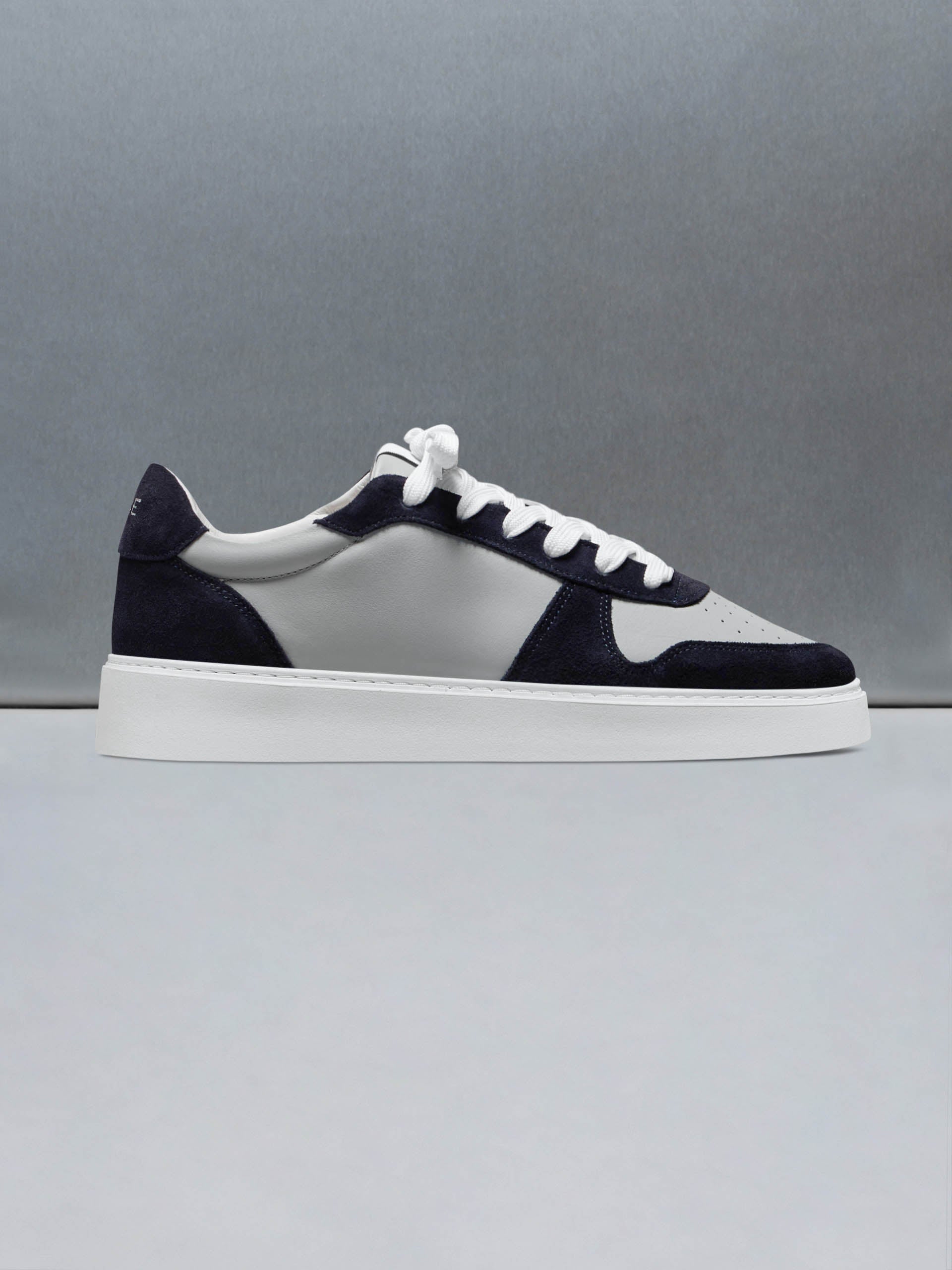 Mens Mid Court Trainer in Grey Navy