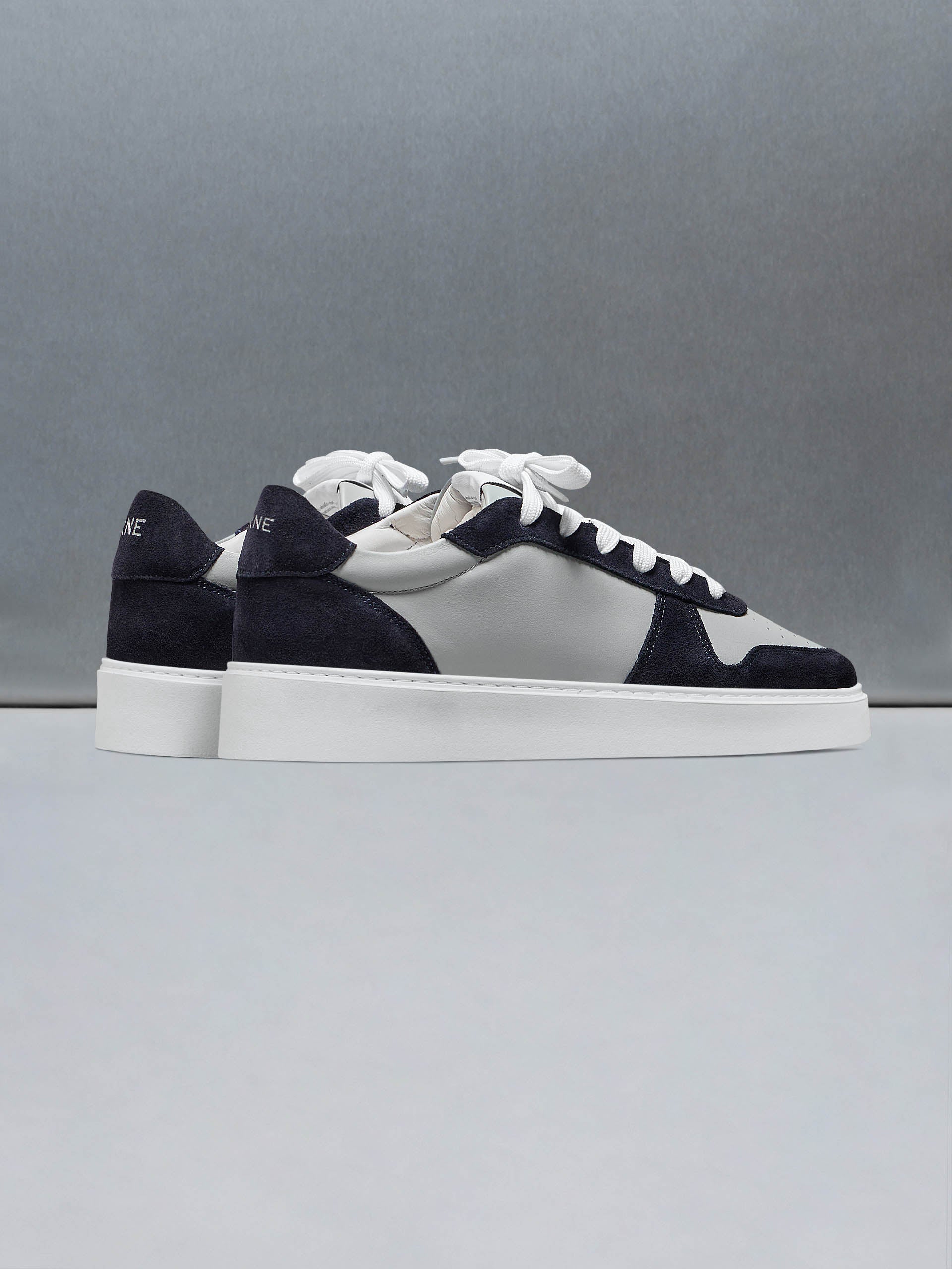 Mens Mid Court Trainer in Grey Navy