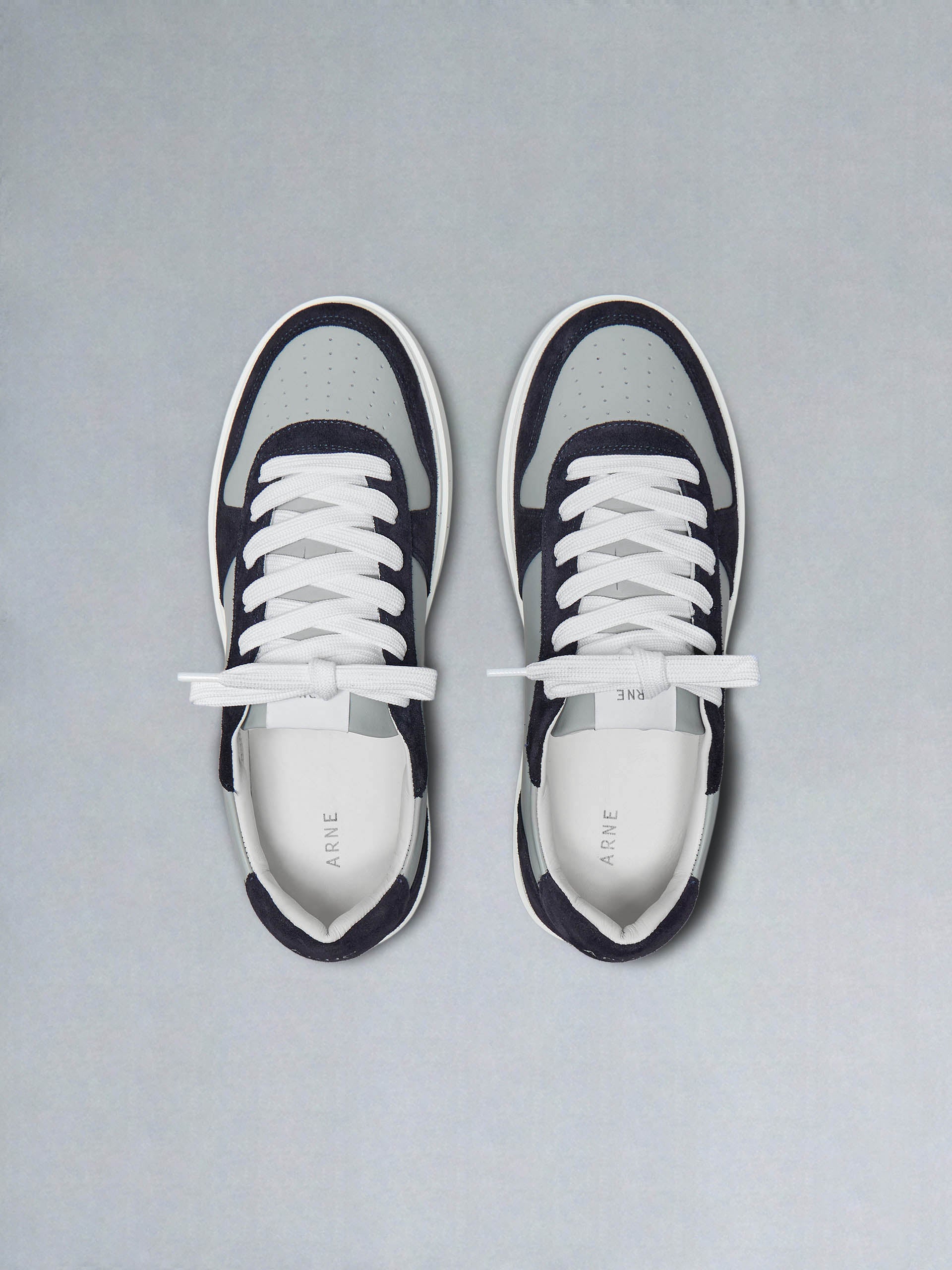 Mens Mid Court Trainer in Grey Navy