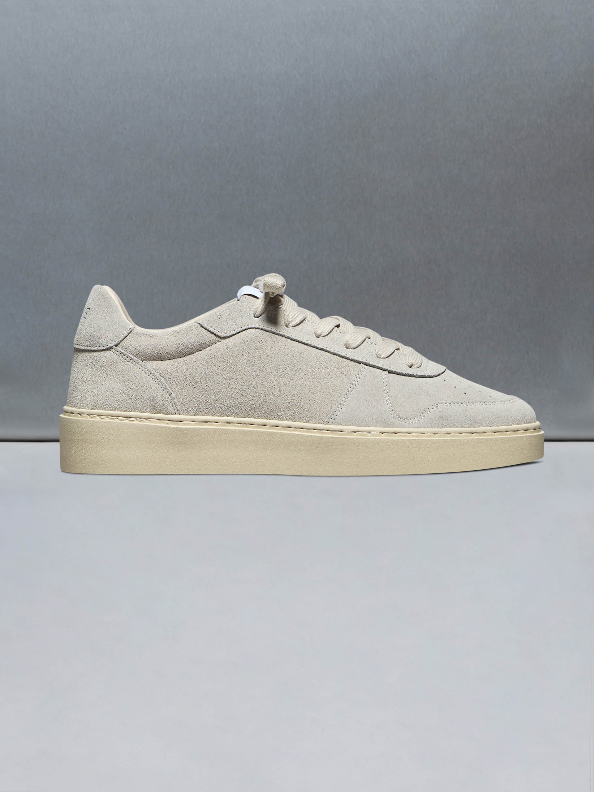 Mens Mid Court Trainer in Stone Suede