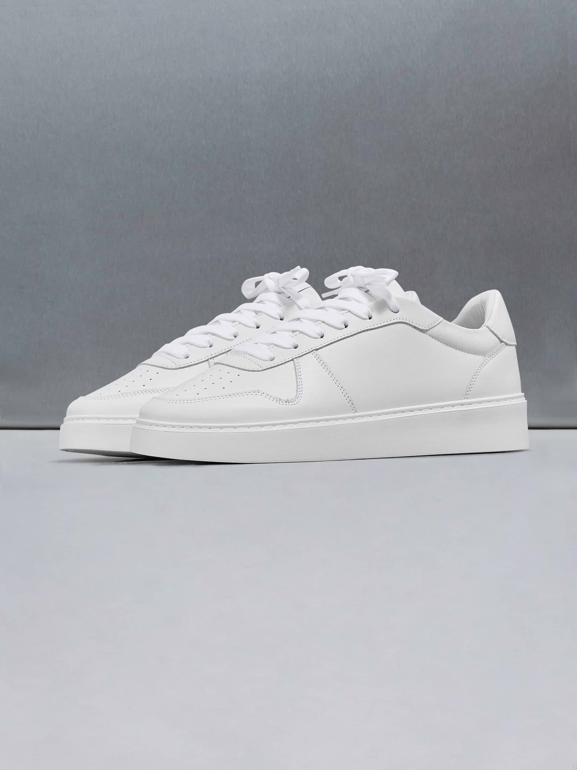 Mens Mid Court Trainer in White