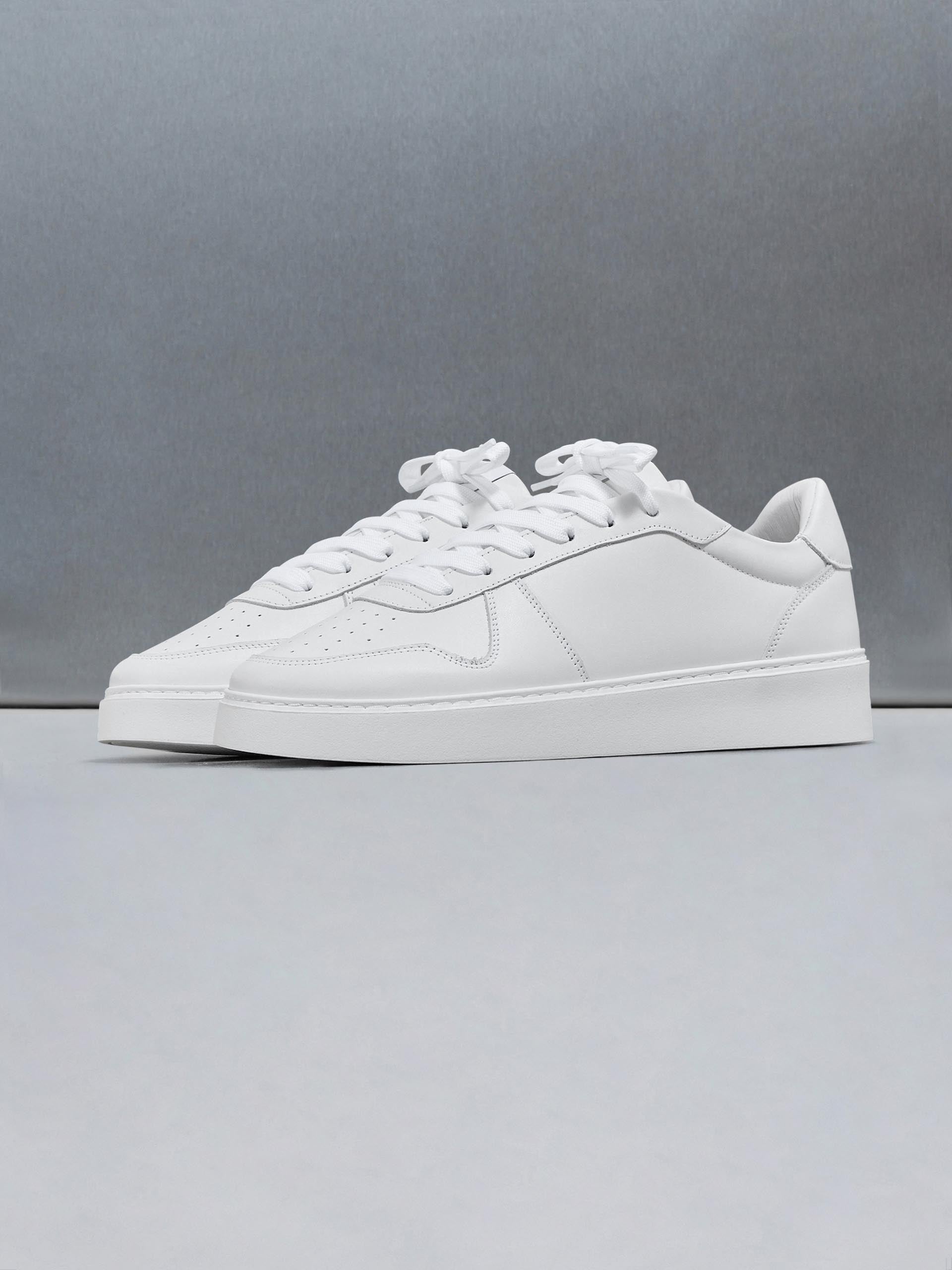 Mens Mid Court Trainer in White