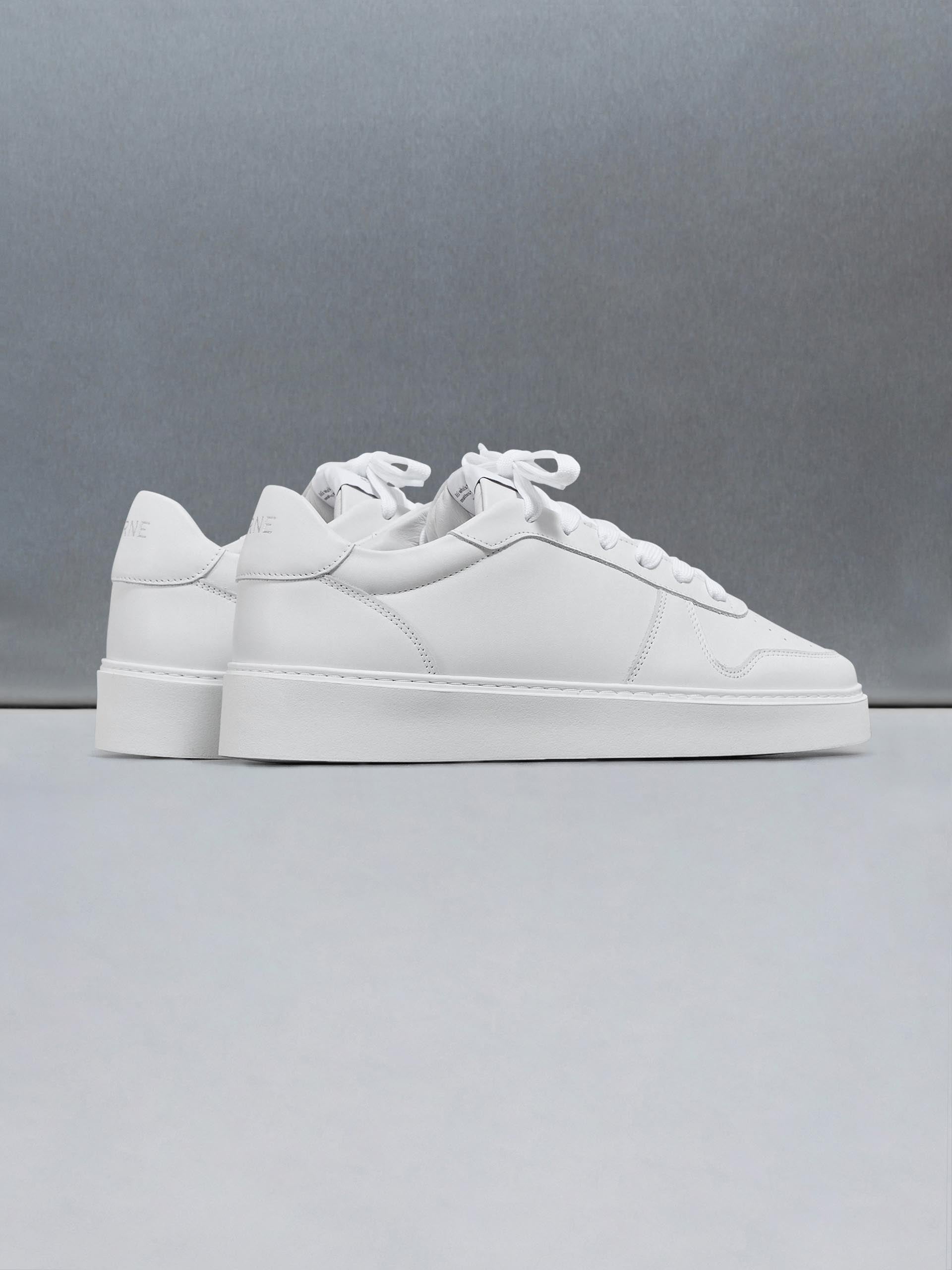 Mens Mid Court Trainer in White