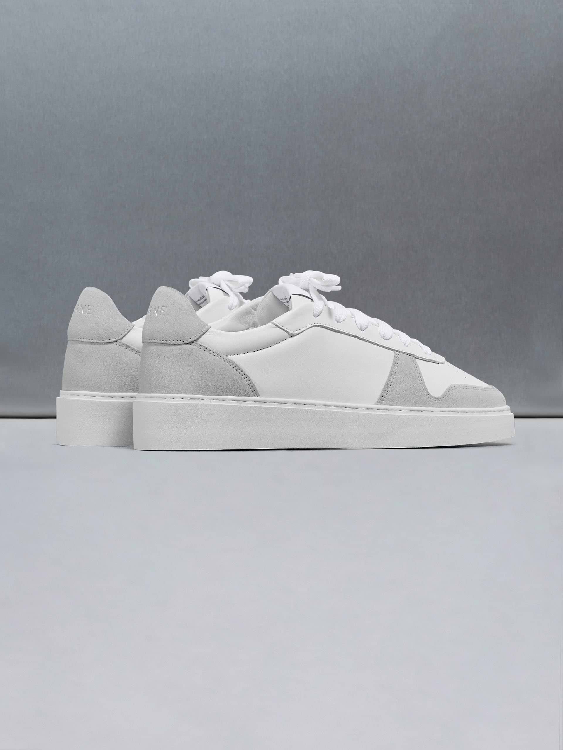 Mid Court Trainer in White Grey