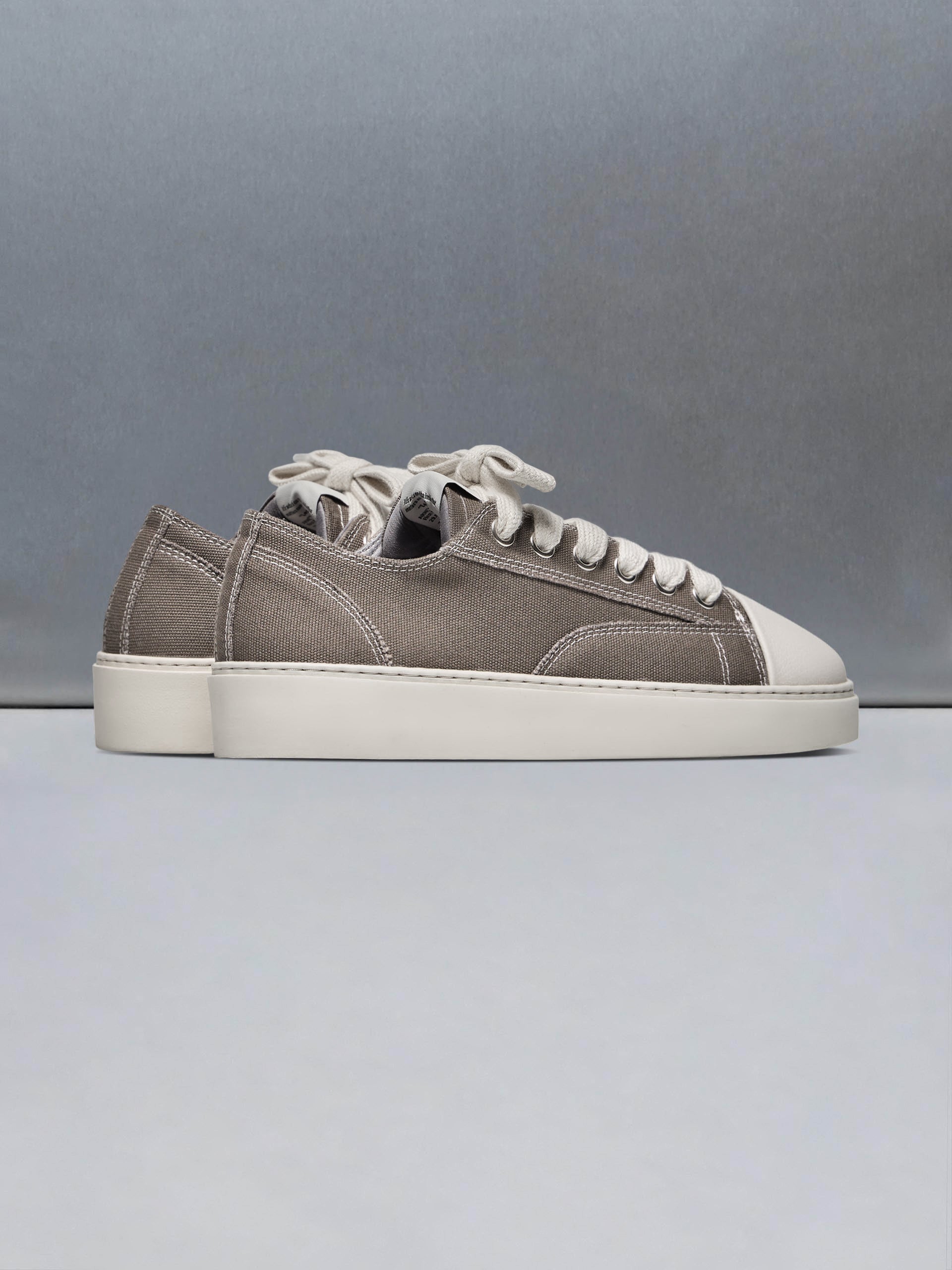 Mens Mid Essential Homerun in Taupe