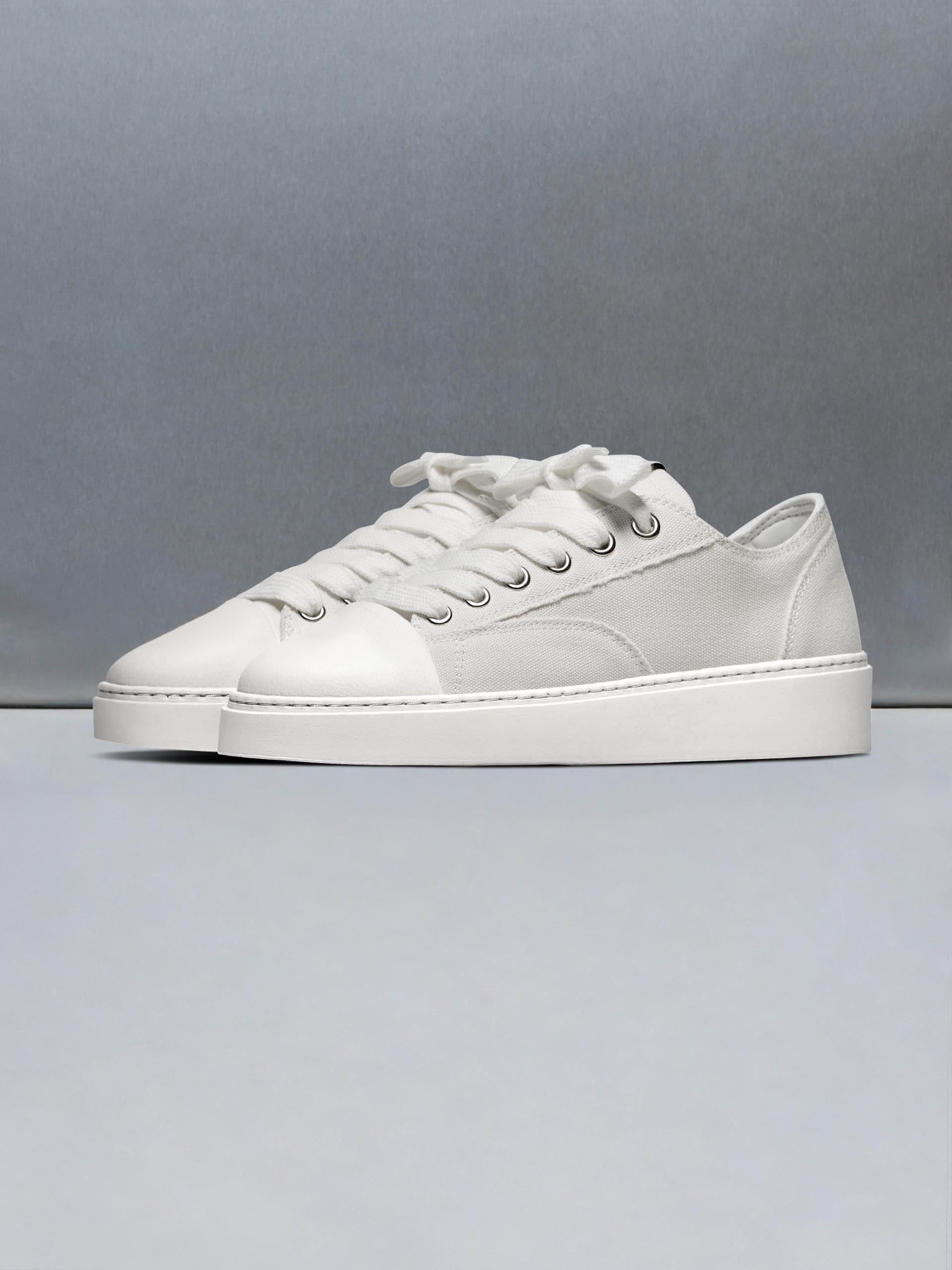 Mens Mid Essential Homerun in Triple White