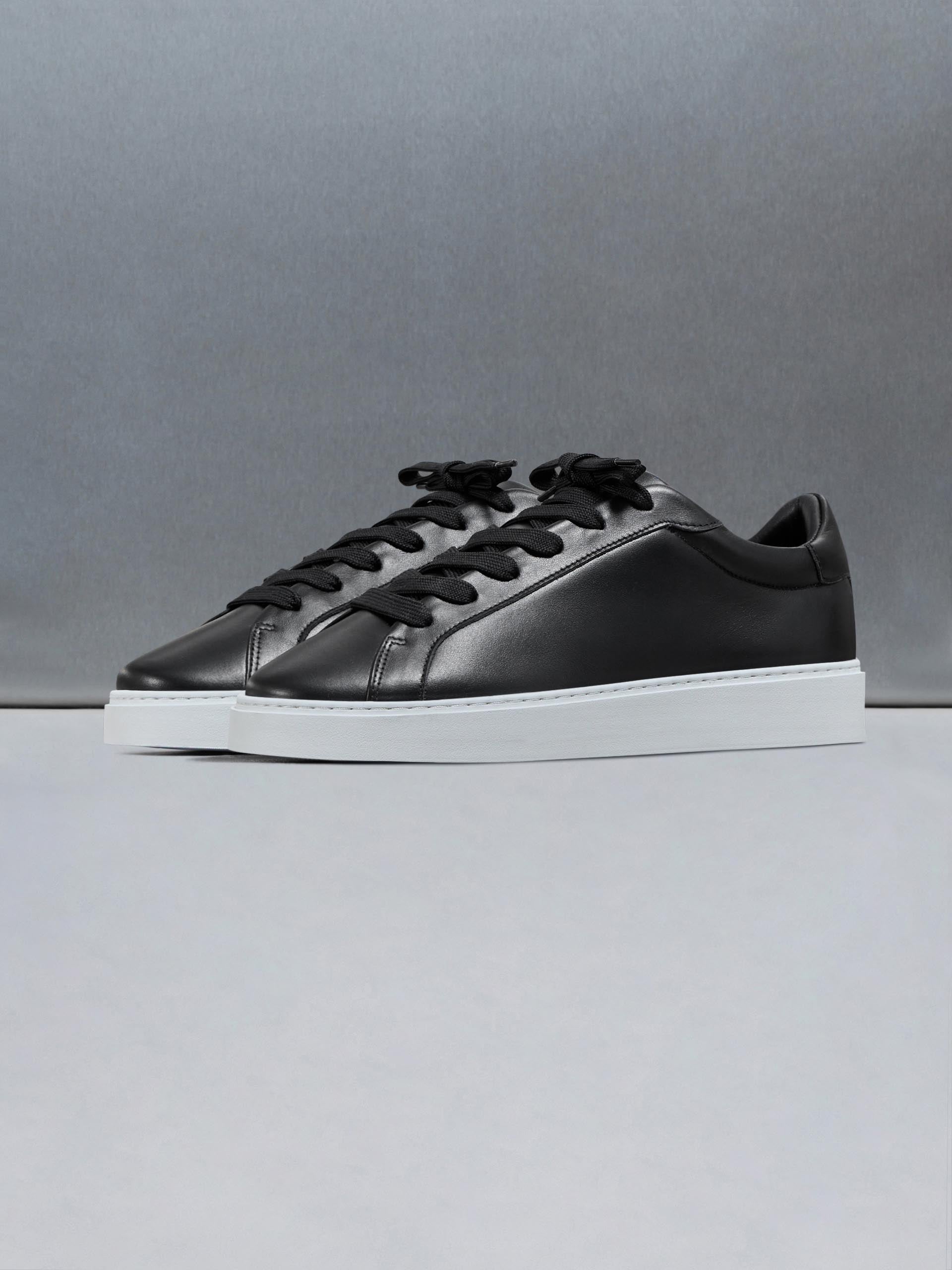 Mens Mid Essential Leather Trainer in Black