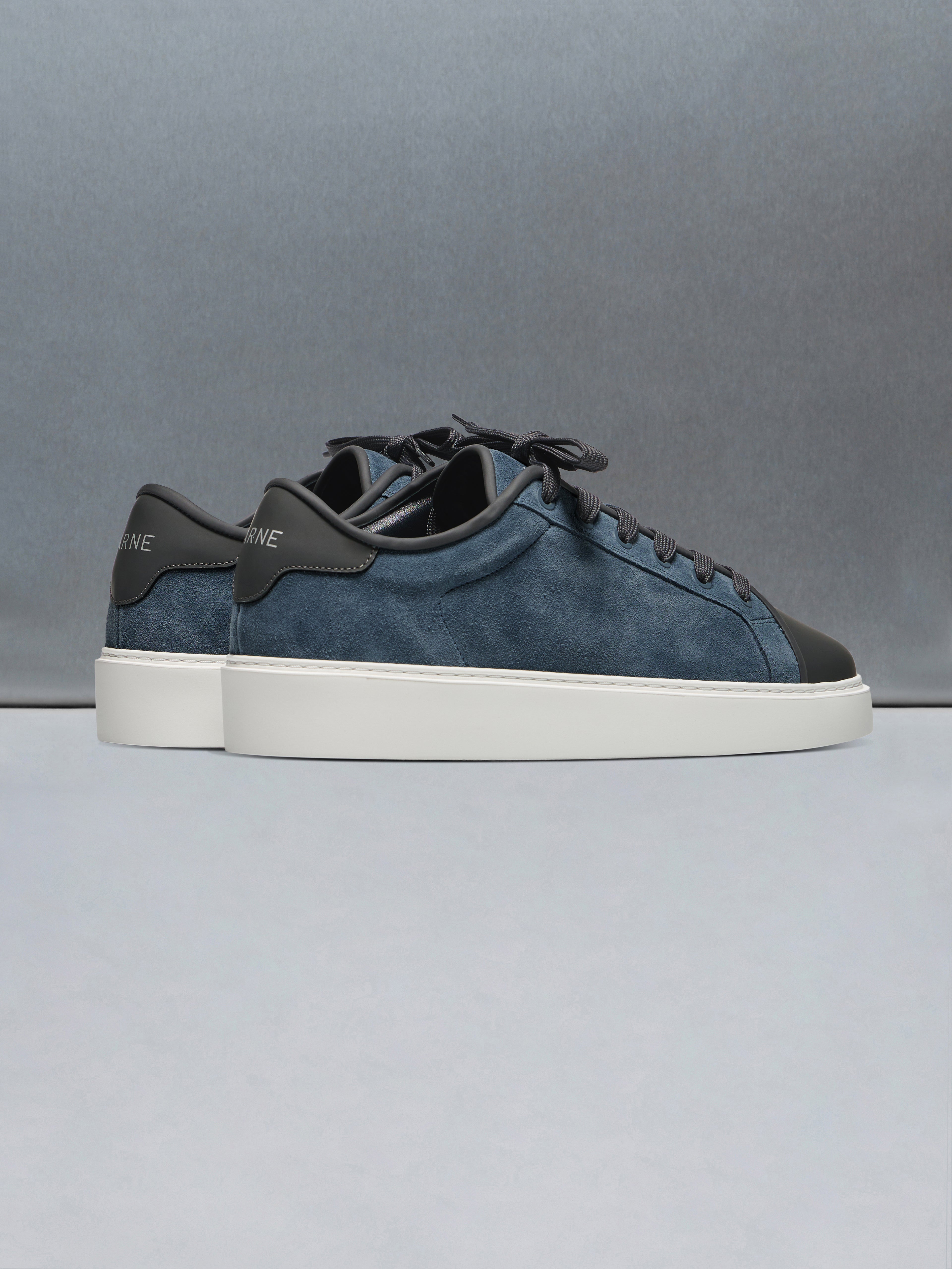Mens Mid Leather Toe Cap Trainer in Air Force Blue