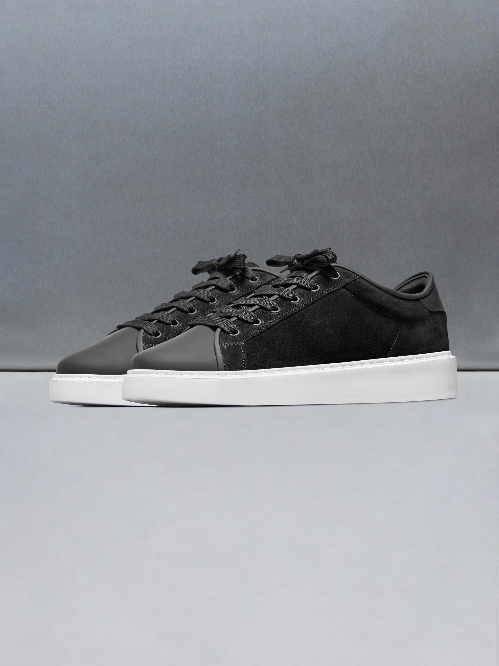 Mens Mid Leather Toe Cap Trainer in Black