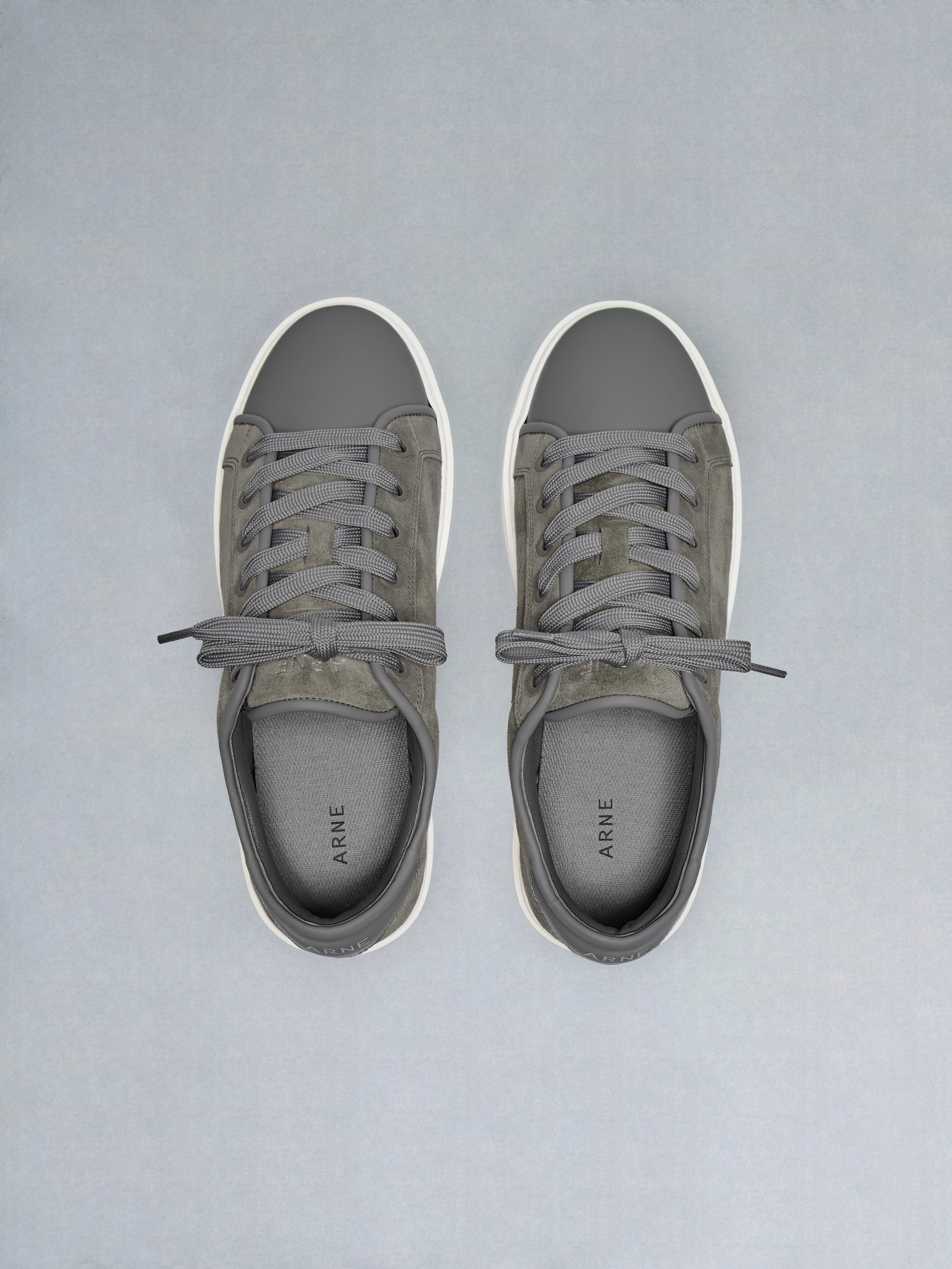 Mid Leather Toe Cap Trainer in Sage Green