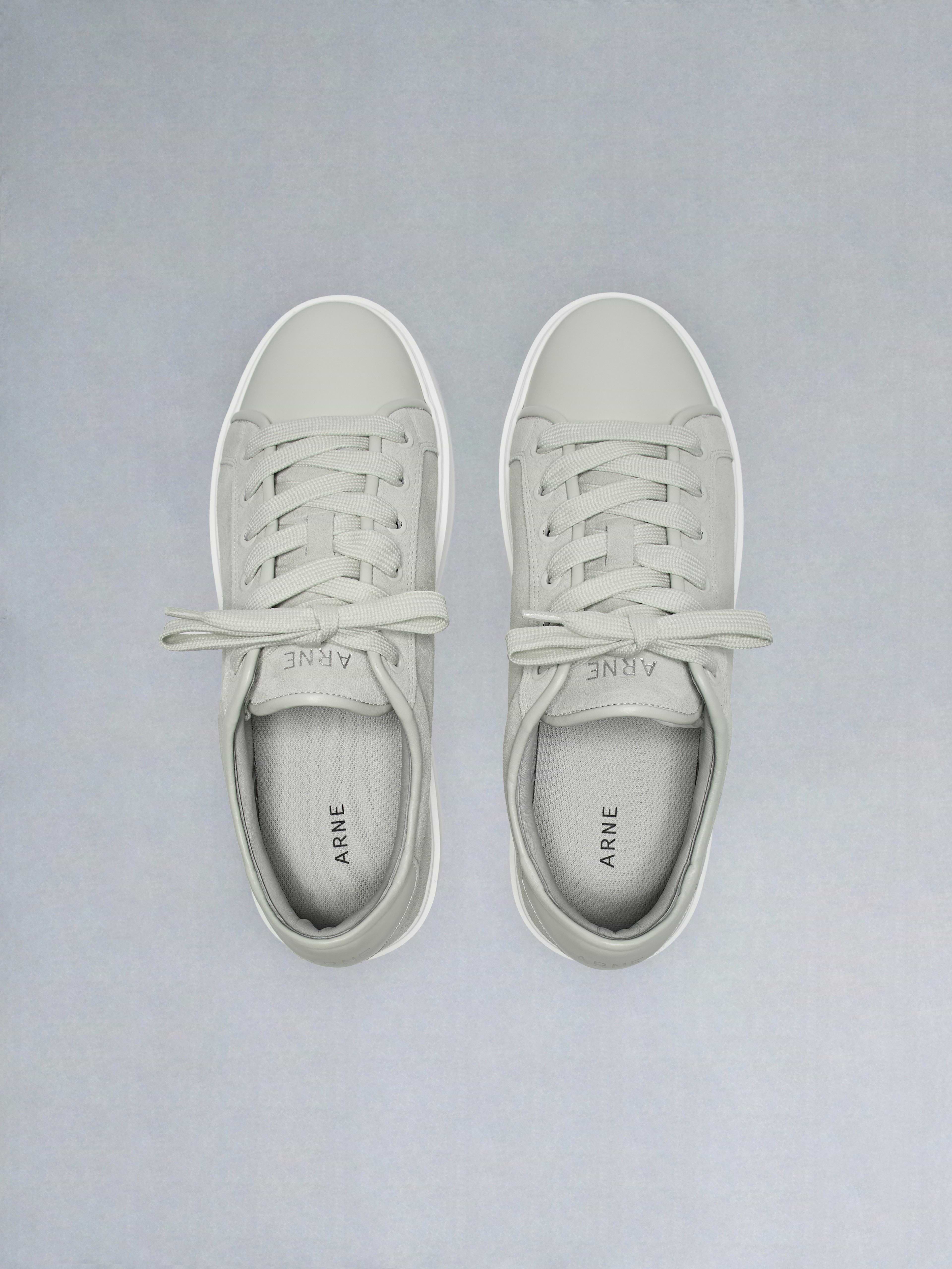 Mid Leather Toe Cap Trainer in Stone