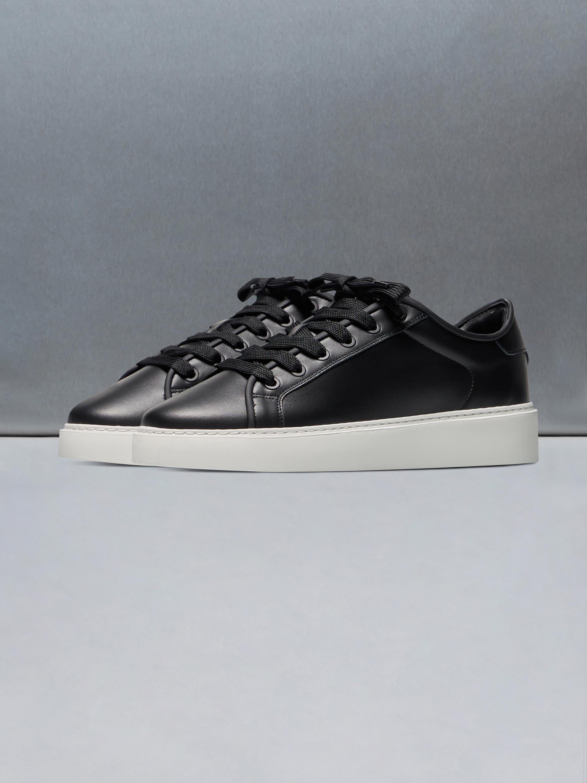 Mens Mid Leather Trainer in Black
