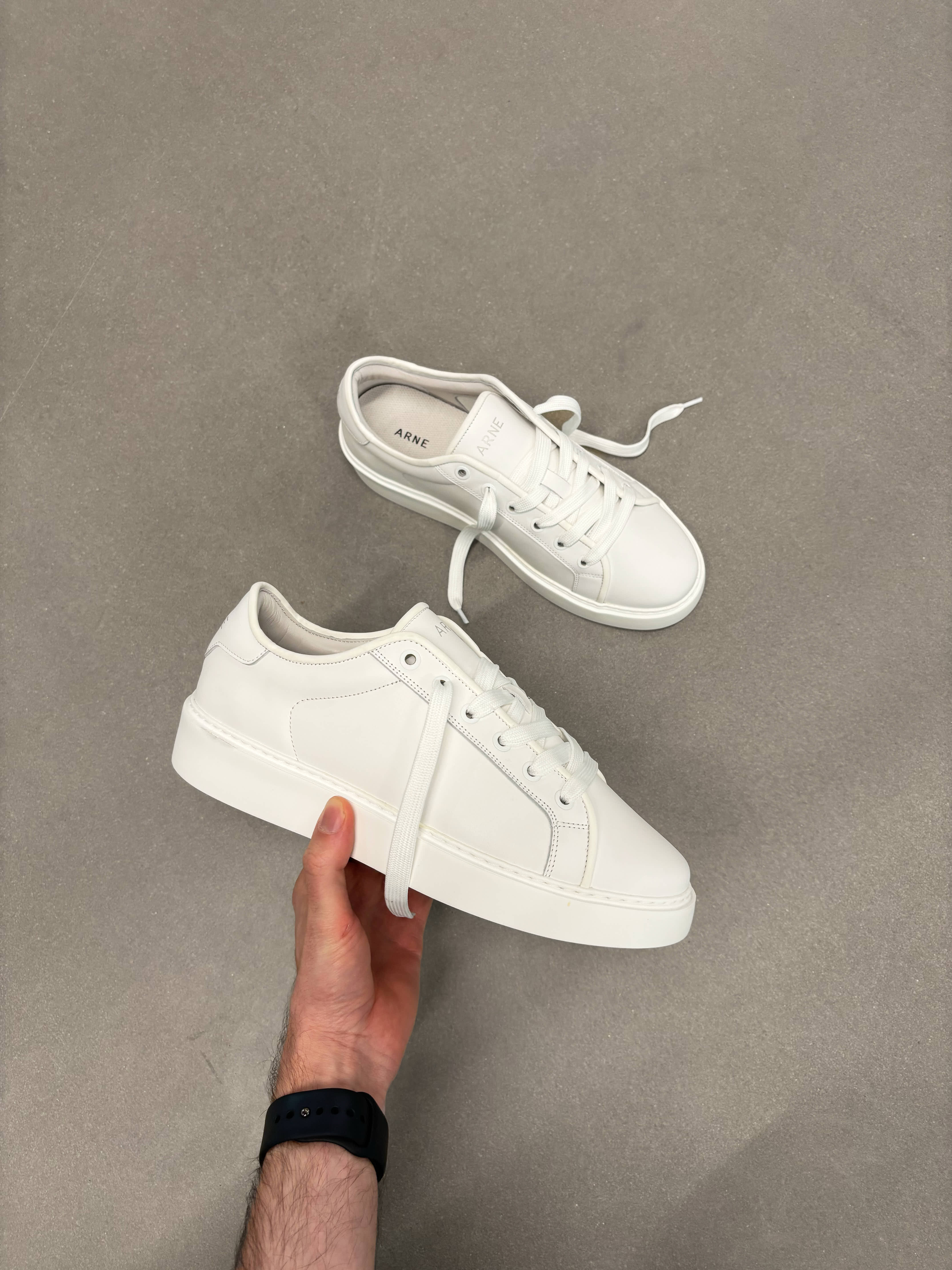 Mens Mid Leather Trainer in Triple White