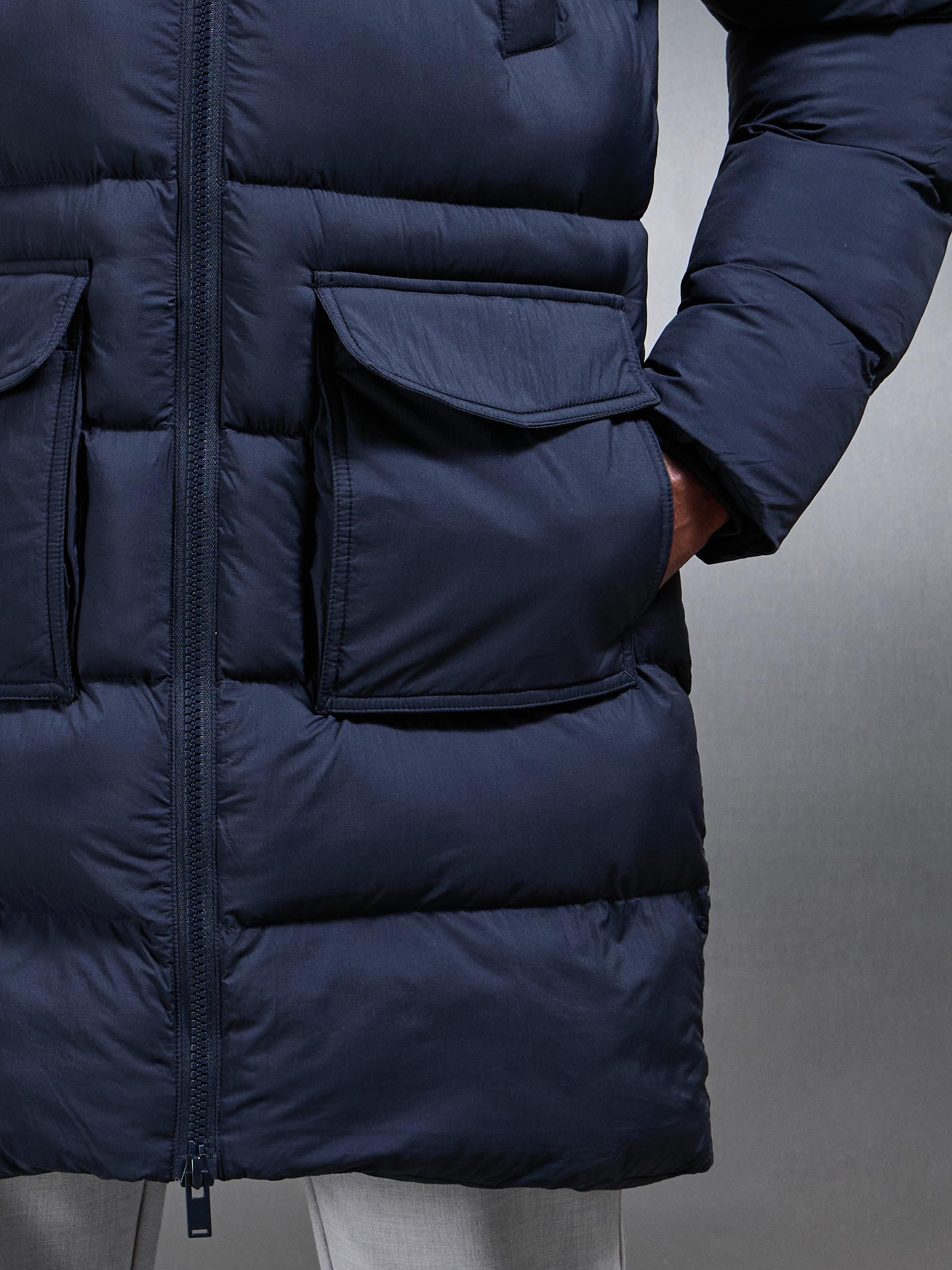 Mens Mid Length Puffer Parka in Navy