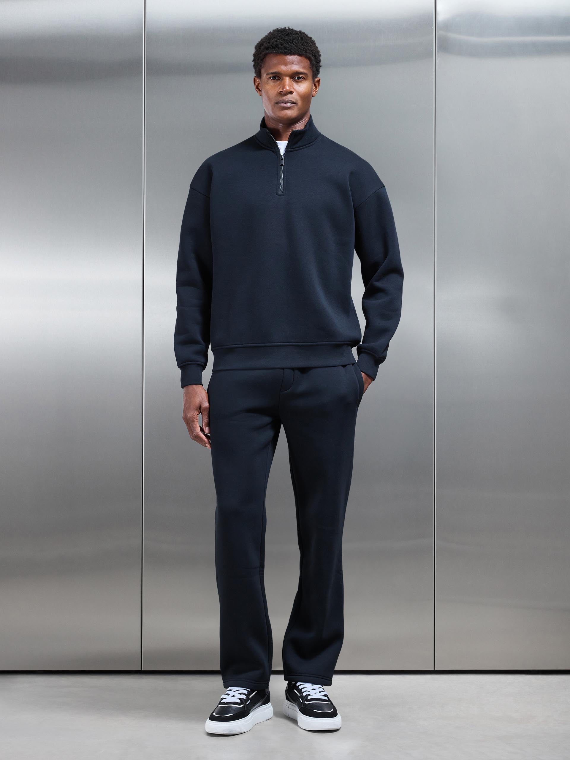 Mens Neoprene Relaxed Half Zip Funnel Neck in Black