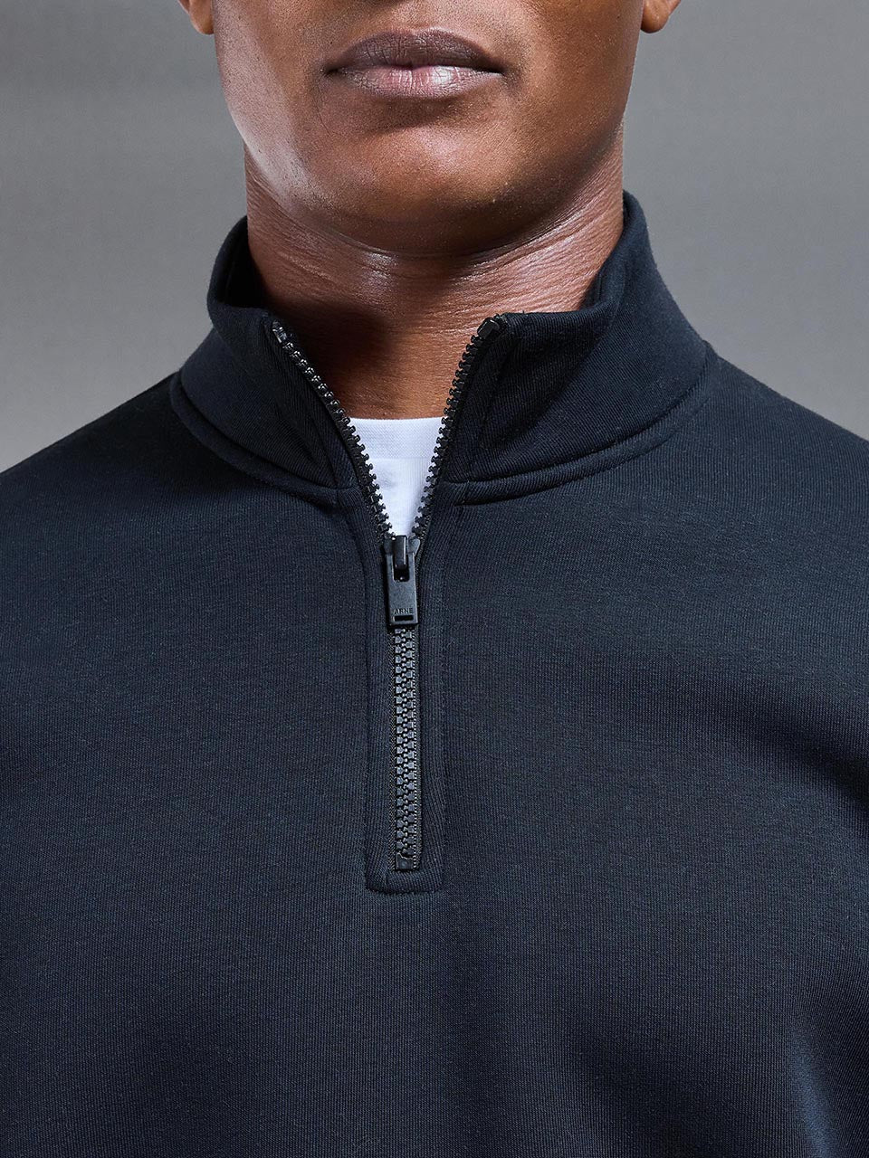 Mens Neoprene Relaxed Half Zip Funnel Neck in Black