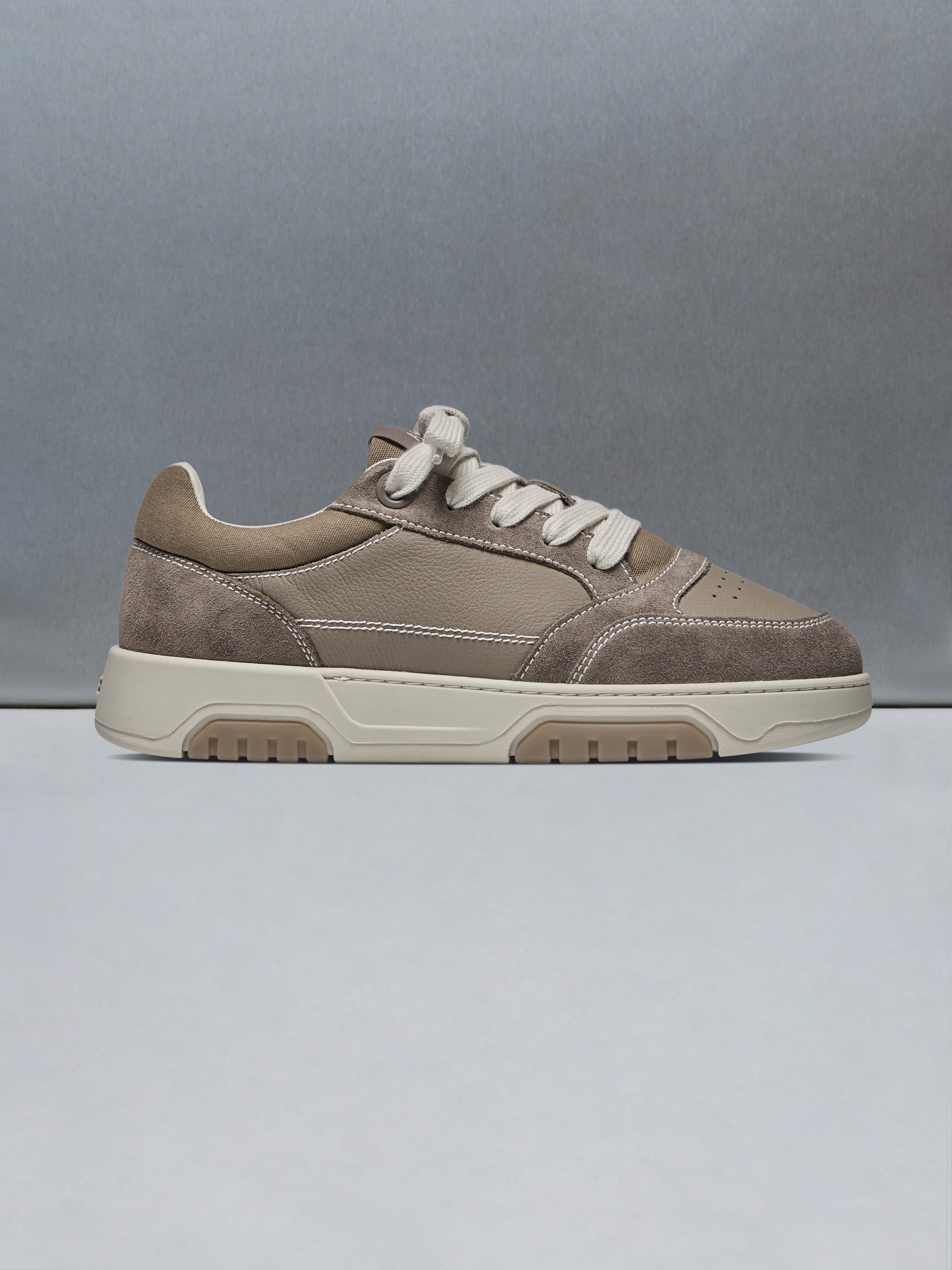 Mens Nova Trainer in Brown
