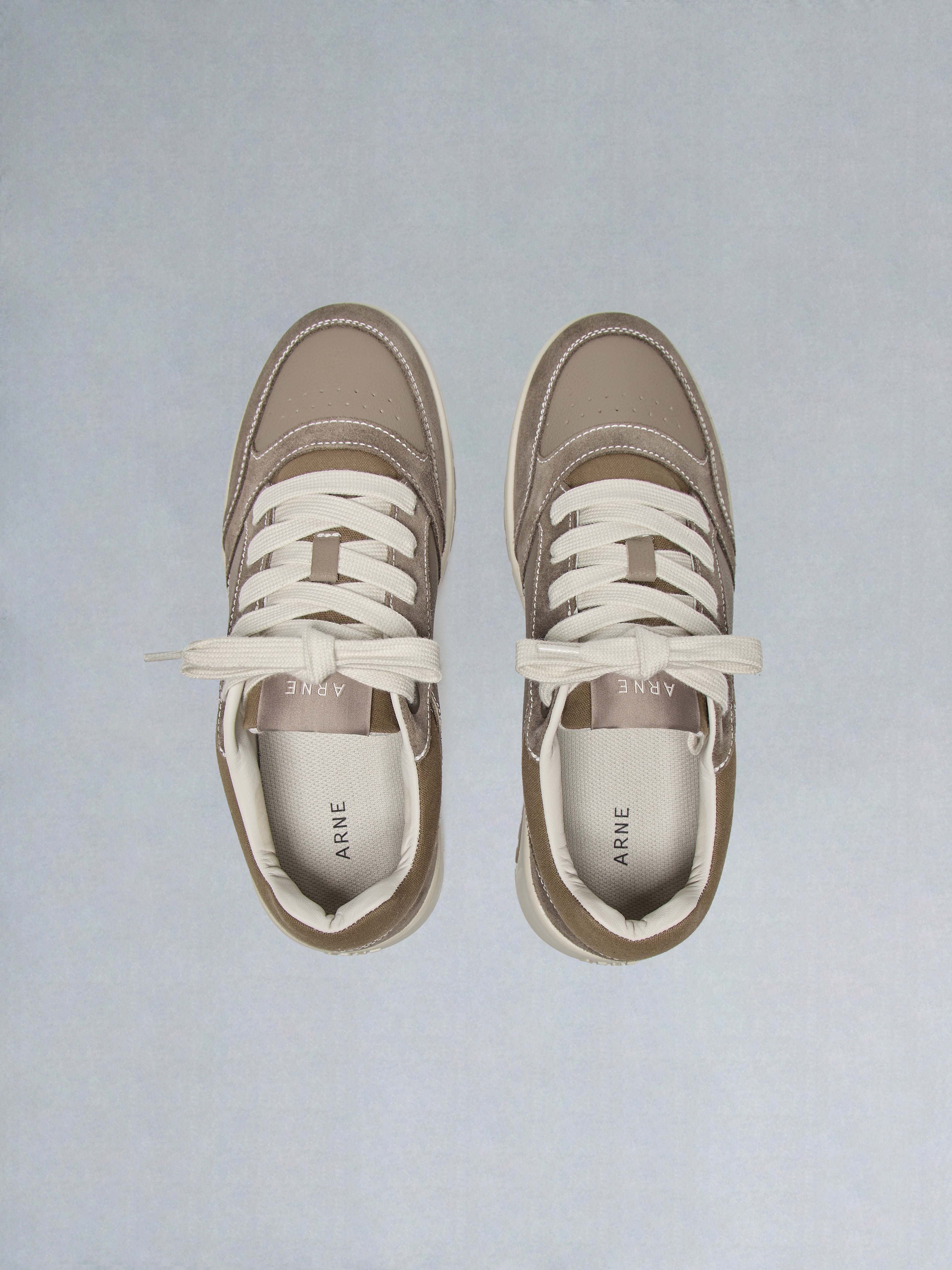 Mens Nova Trainer in Brown