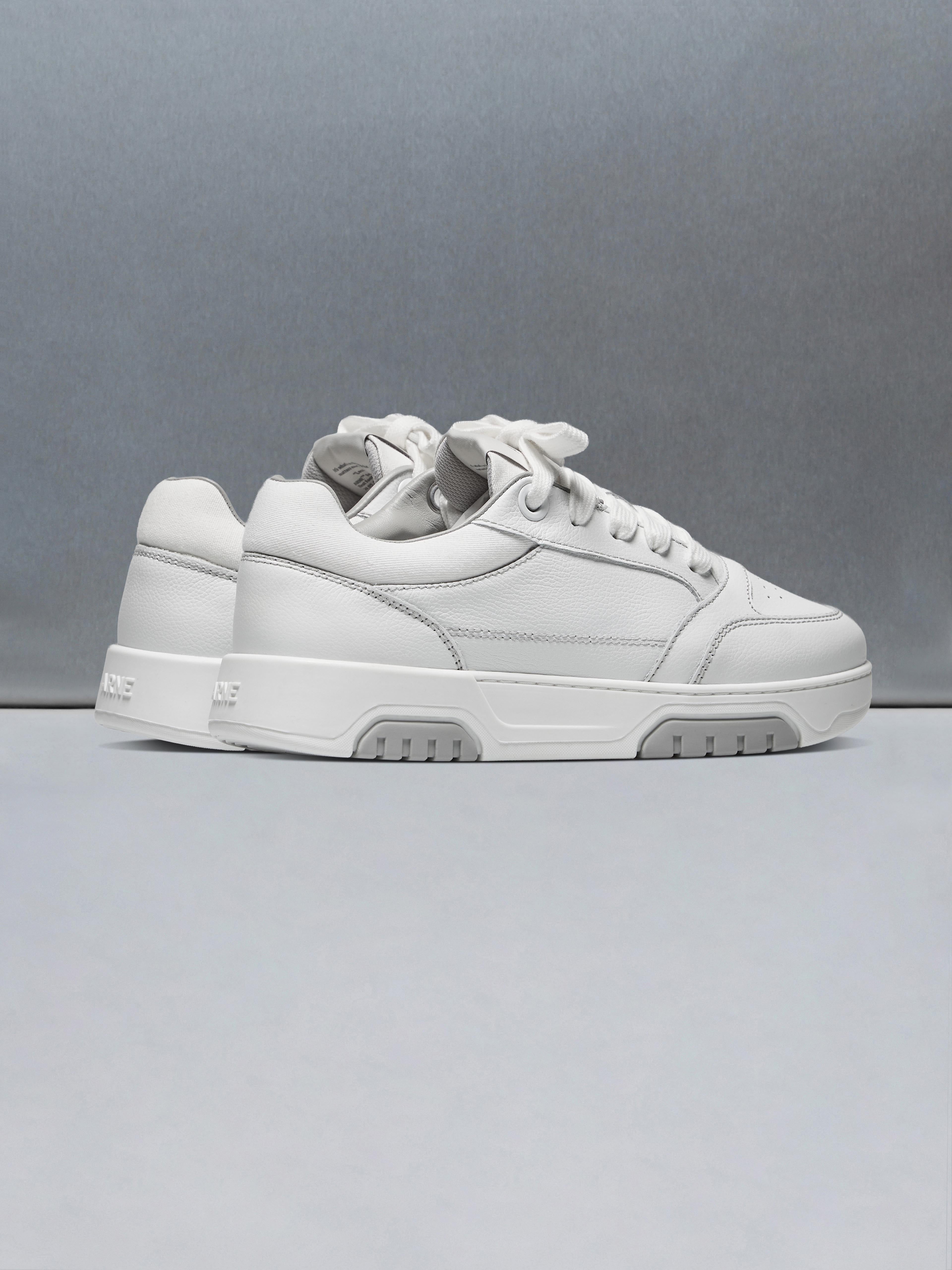 Mens Nova Trainer in Triple White