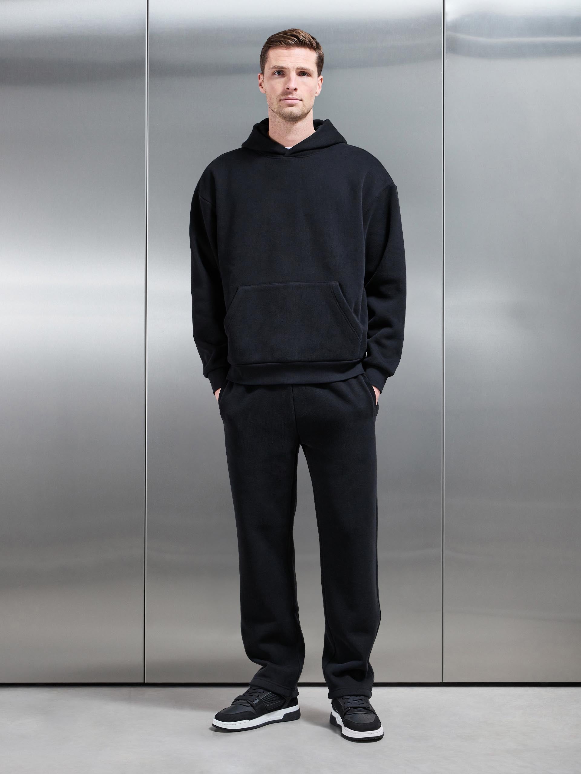 Mens Oversized Open Hem Jogger in Black