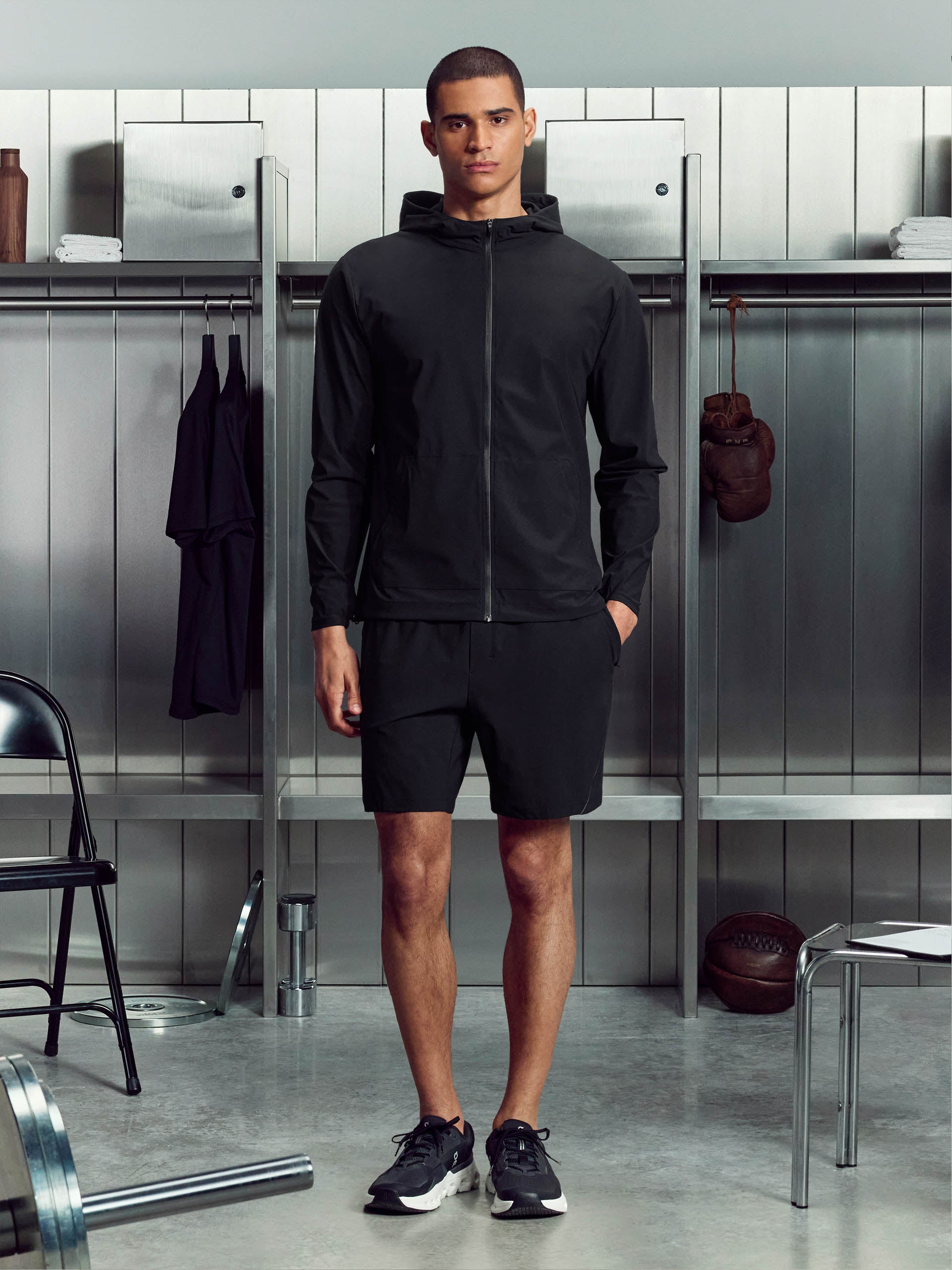 Mens Pace Short in Black