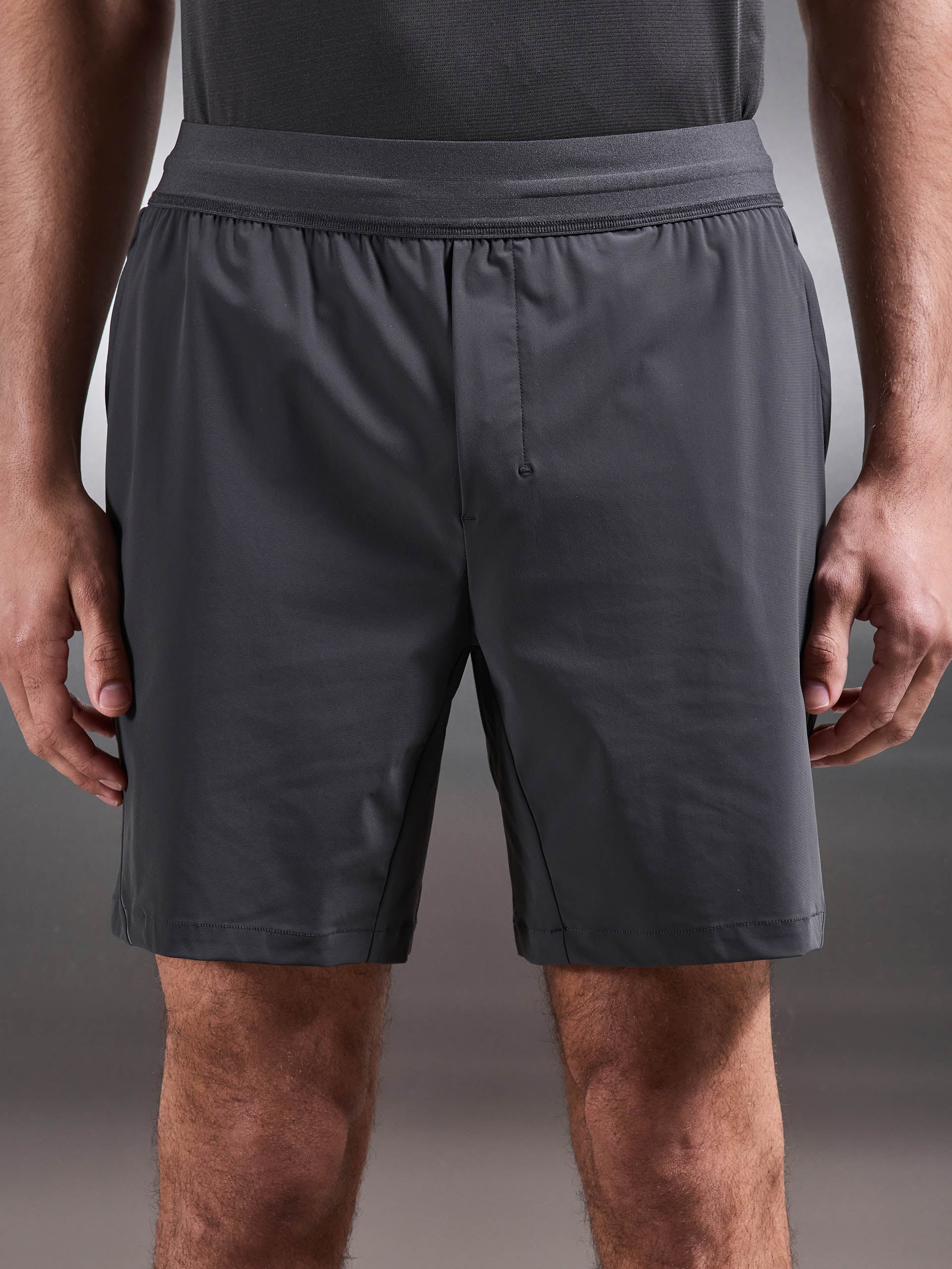 Mens Pace Short in Grey