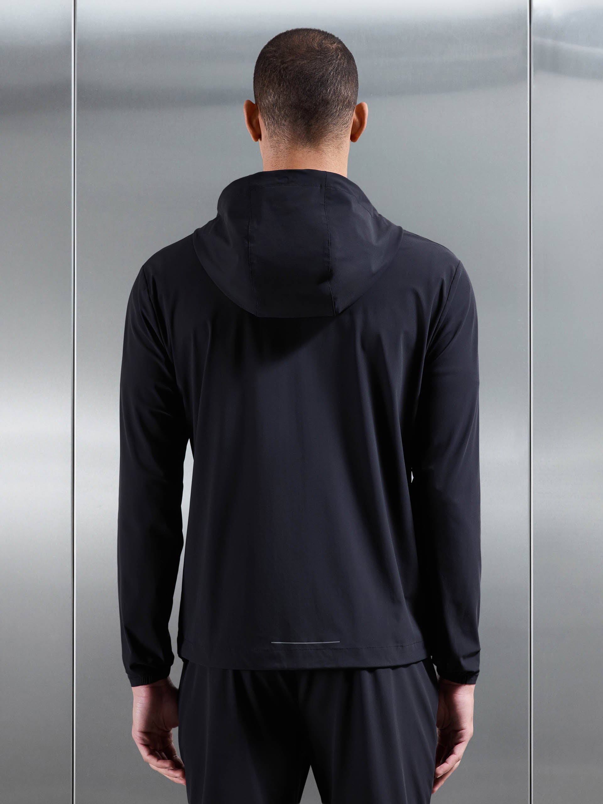 Mens Pace Windbreaker in Black