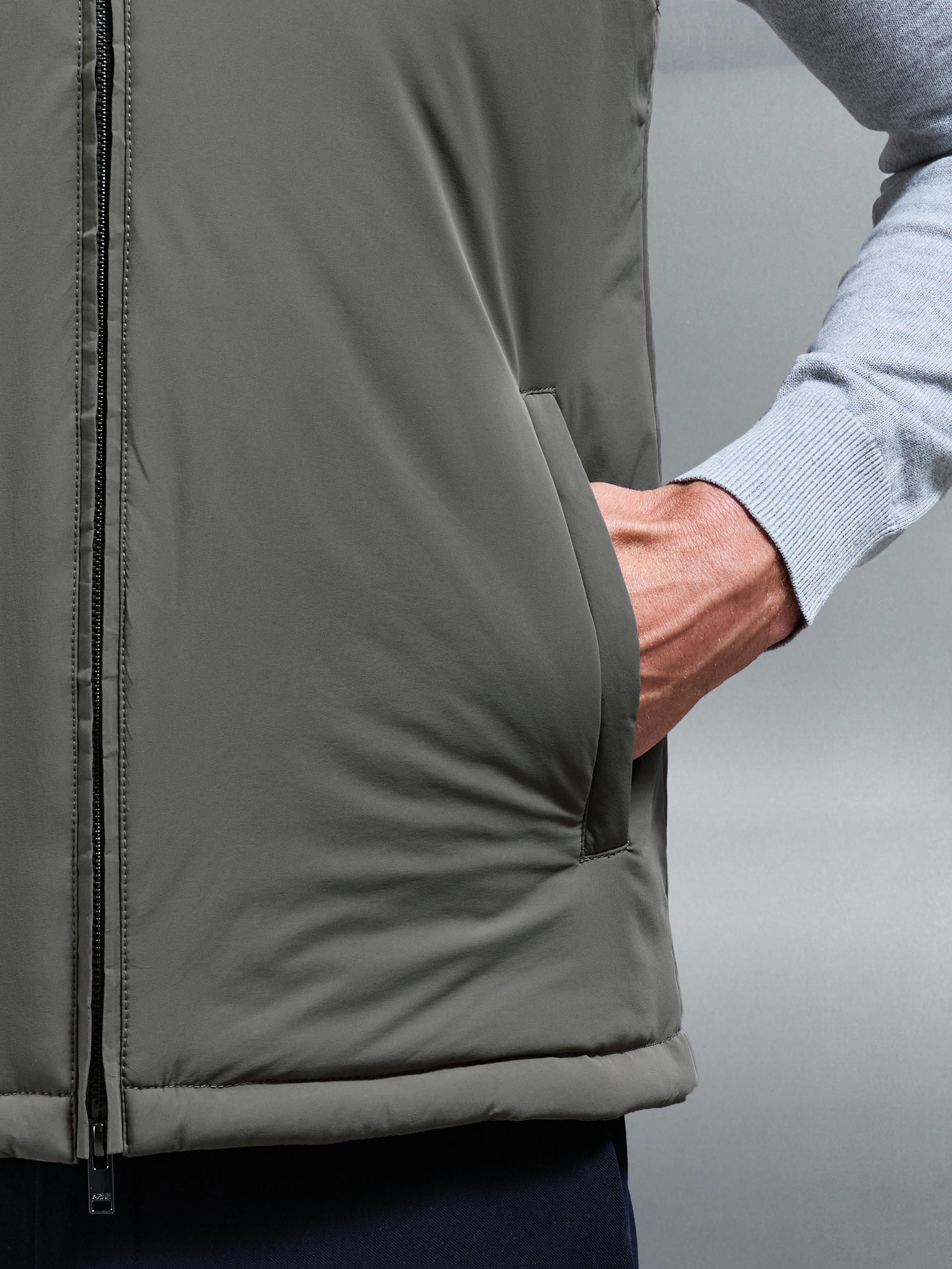 Mens Padded Shell Gilet in Olive