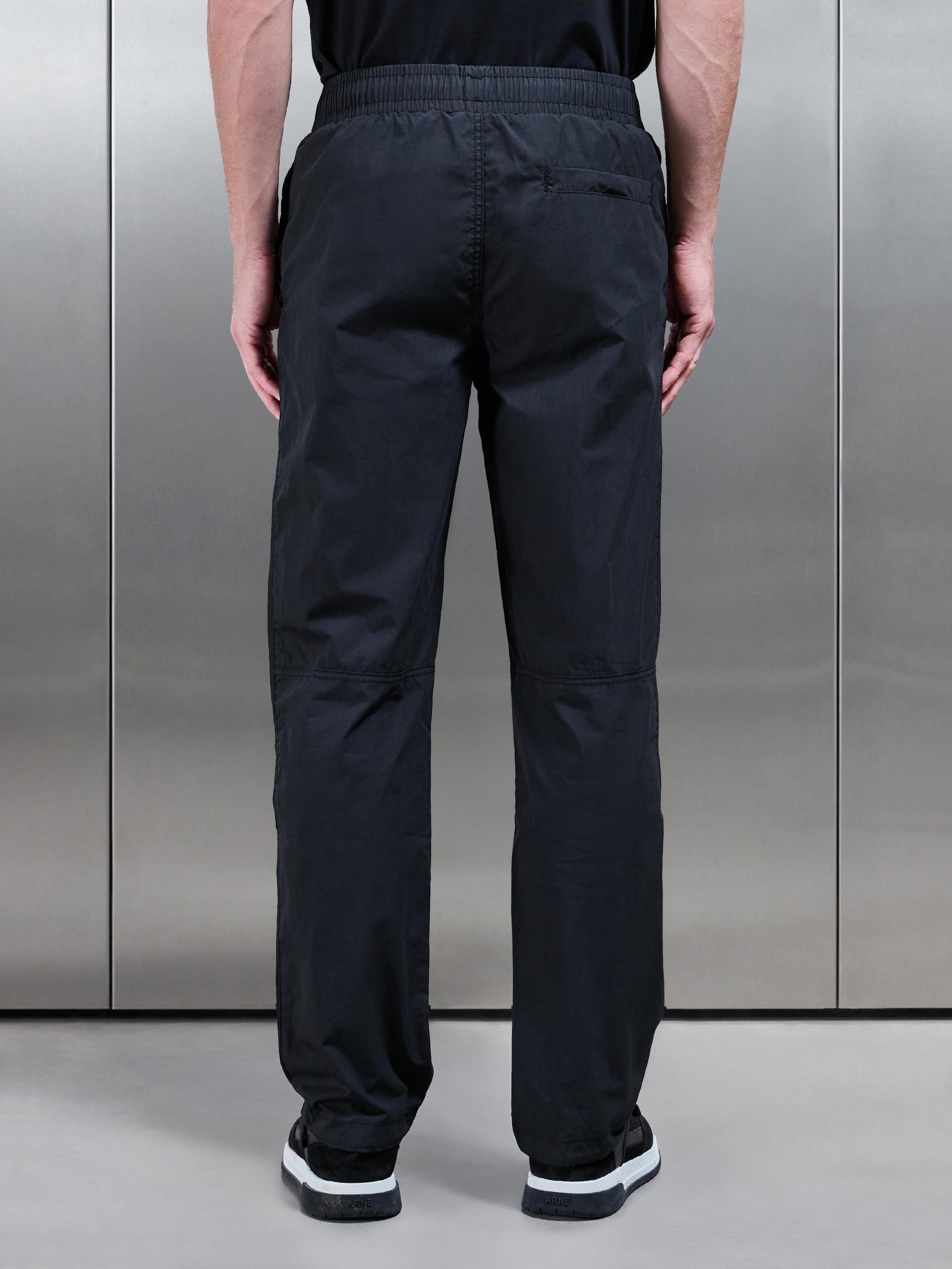 Mens Parachute Pant in Black