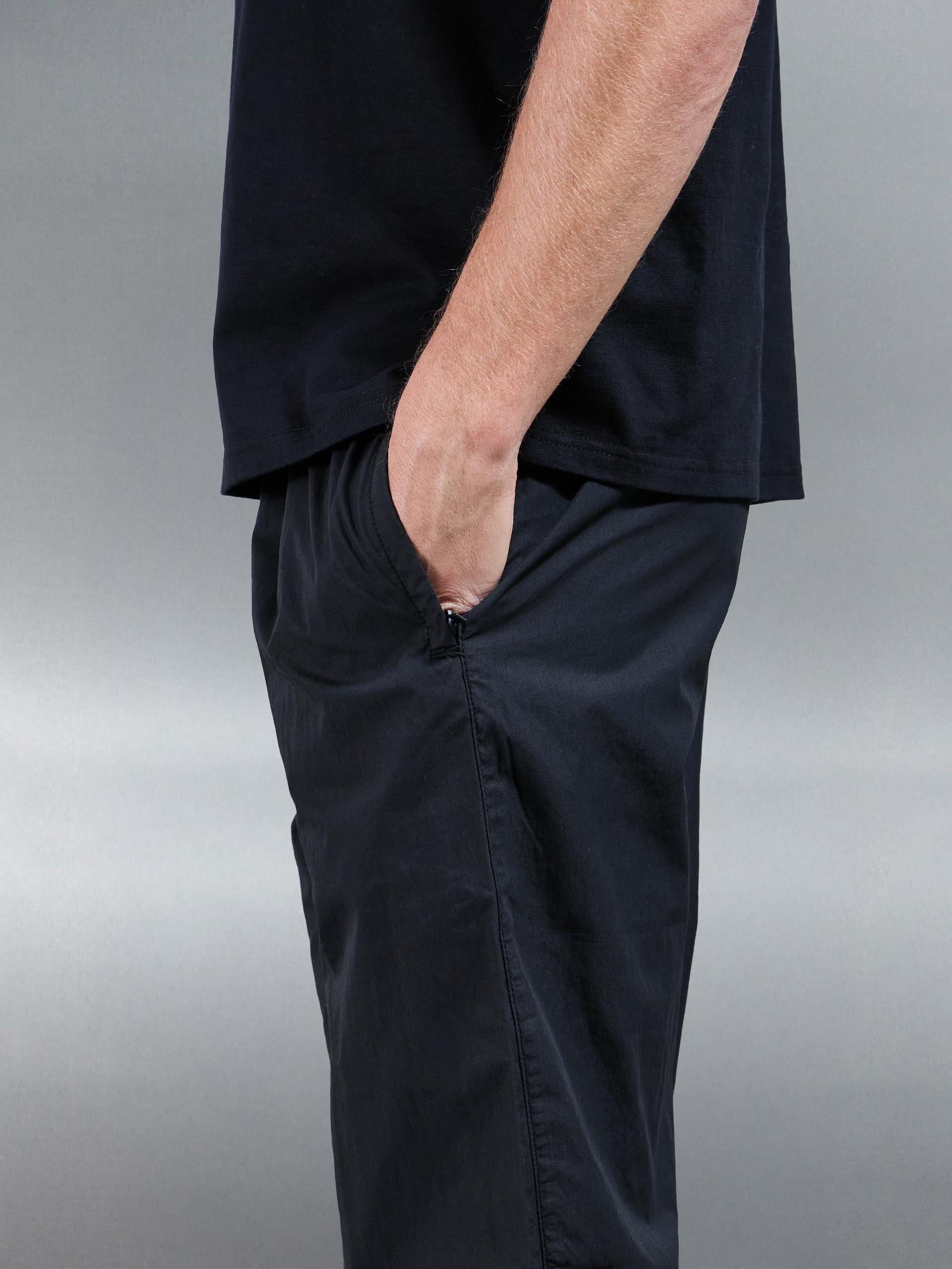 Mens Parachute Pant in Black