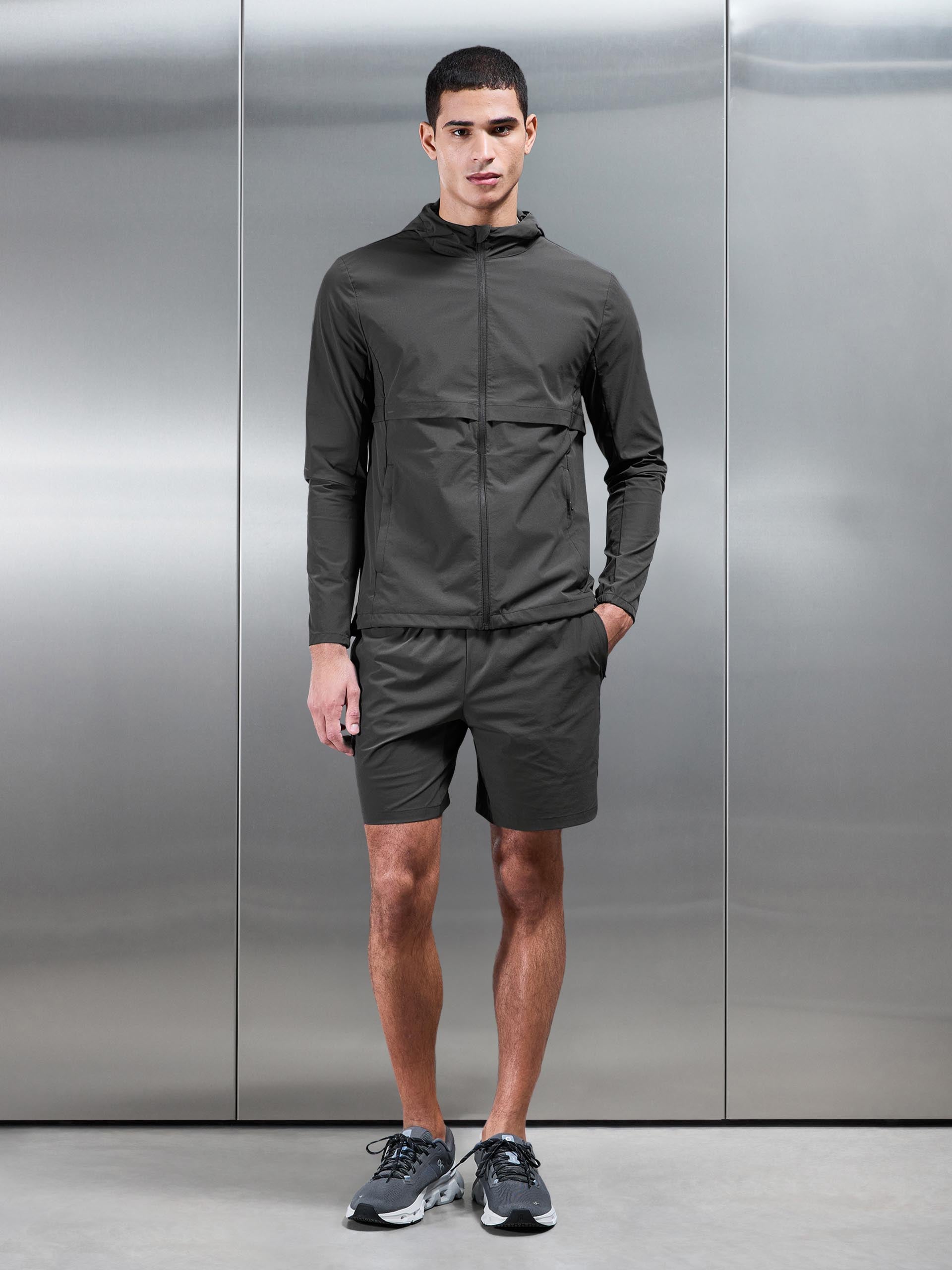 Mens Performance Short in Grey