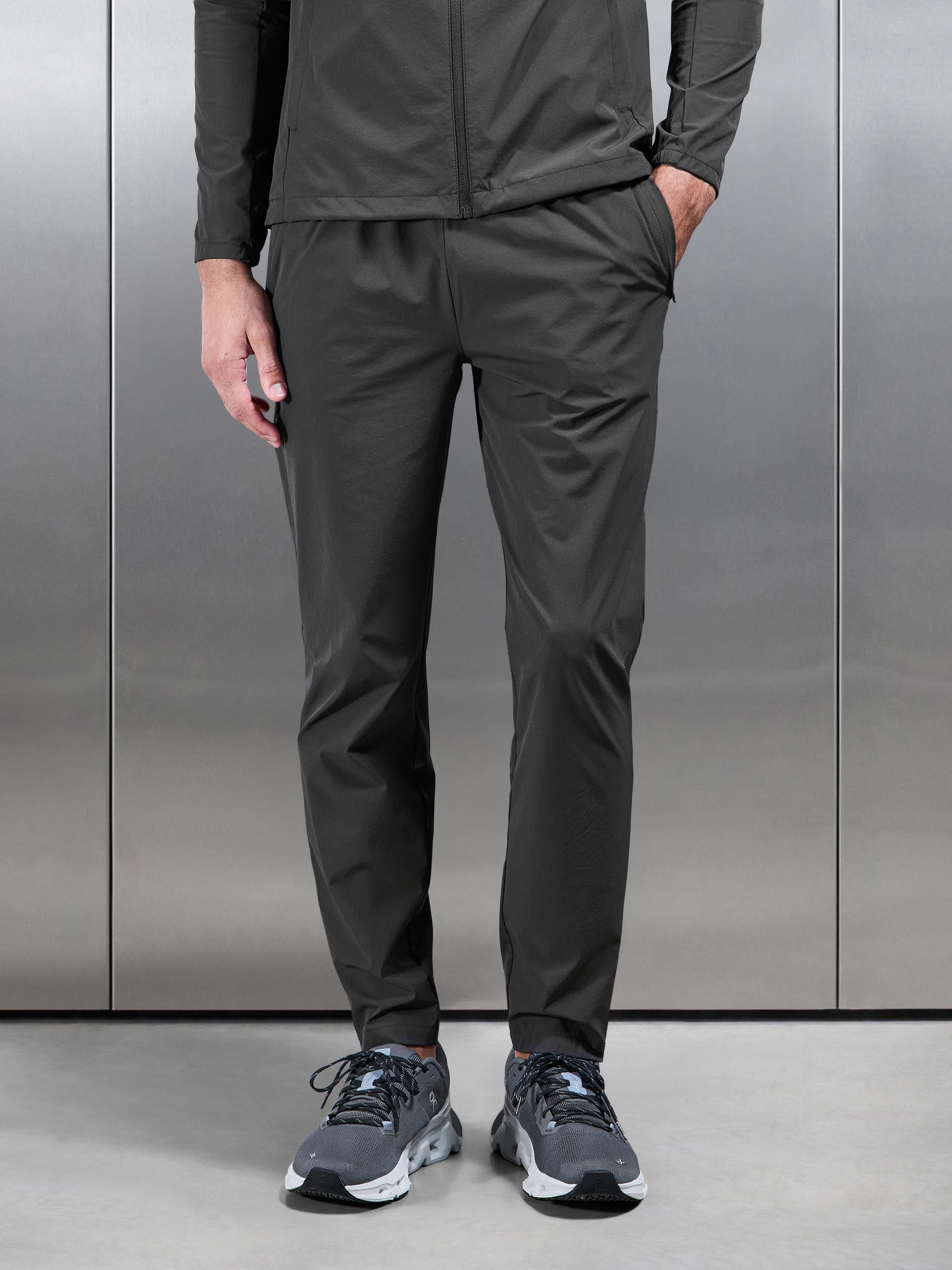 Mens Performance Trackpant in Grey