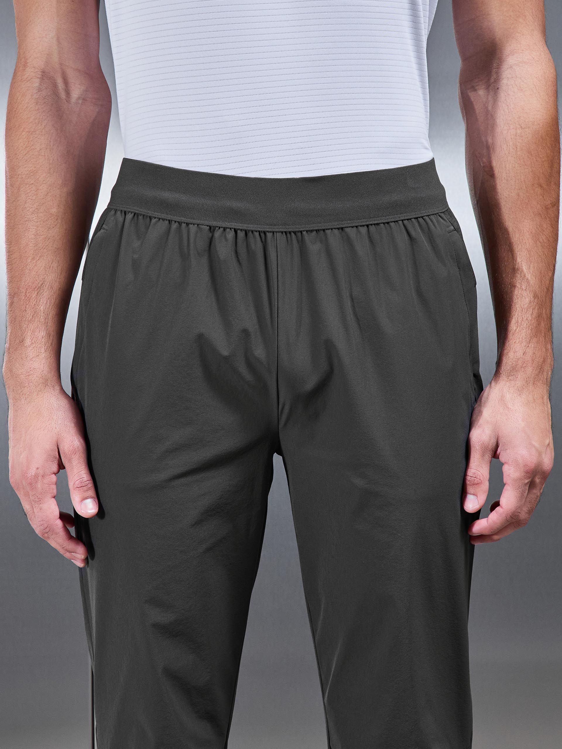 Mens Performance Trackpant in Grey