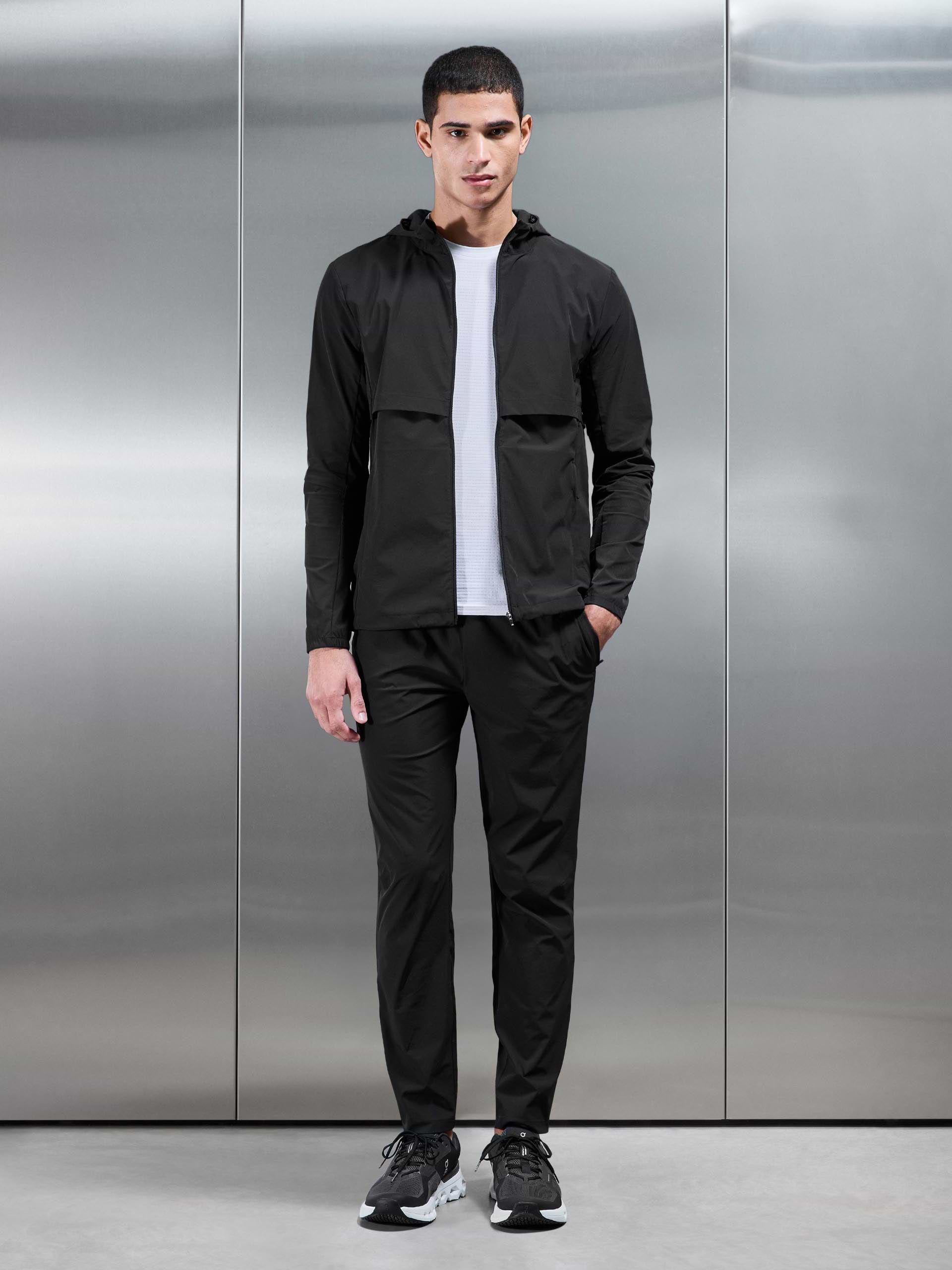 Mens Performance Windbreaker in Black